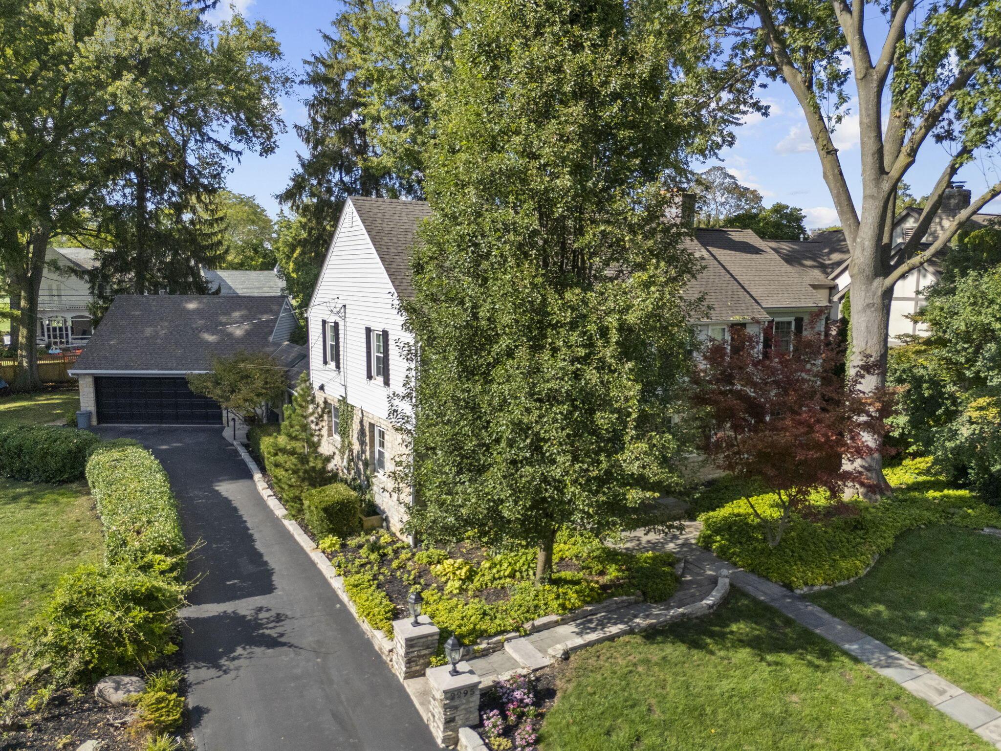 Columbus, Ohio, 43221, United States, 4 Bedrooms Bedrooms, ,5 BathroomsBathrooms,Residential,Active,1953422