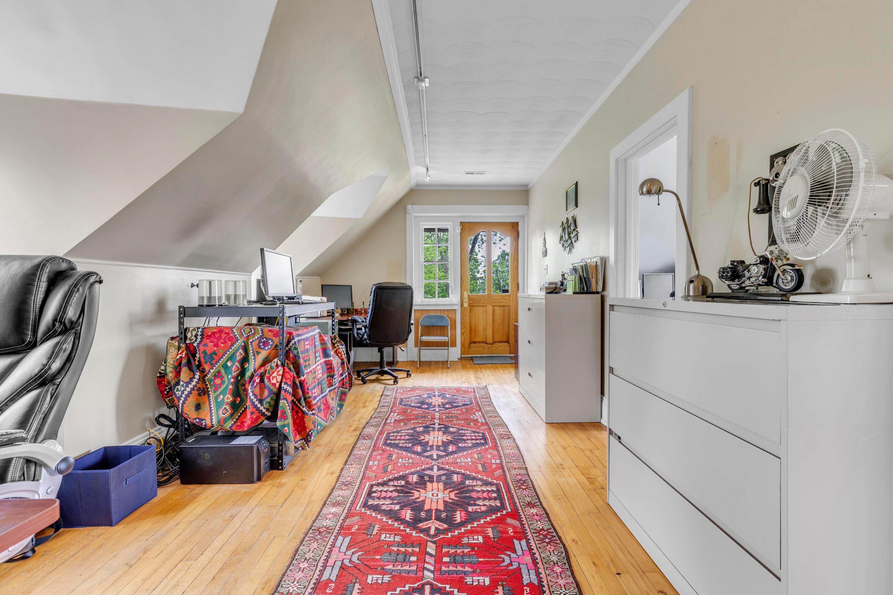 Thornville, Ohio, 43076, United States, 9 Bedrooms Bedrooms, ,7 BathroomsBathrooms,Residential,Active,1821951