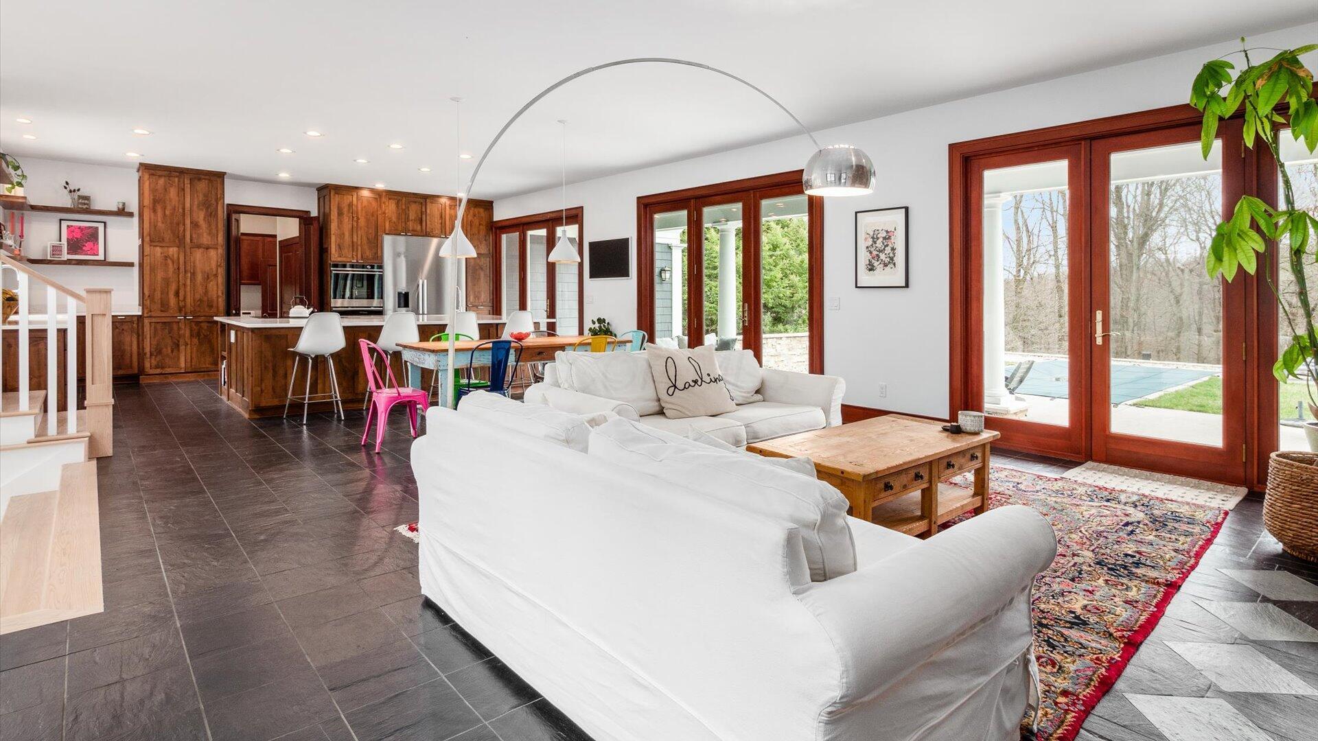 Granville, Ohio, 43023, United States, 4 Bedrooms Bedrooms, ,5 BathroomsBathrooms,Residential,Active,2015467