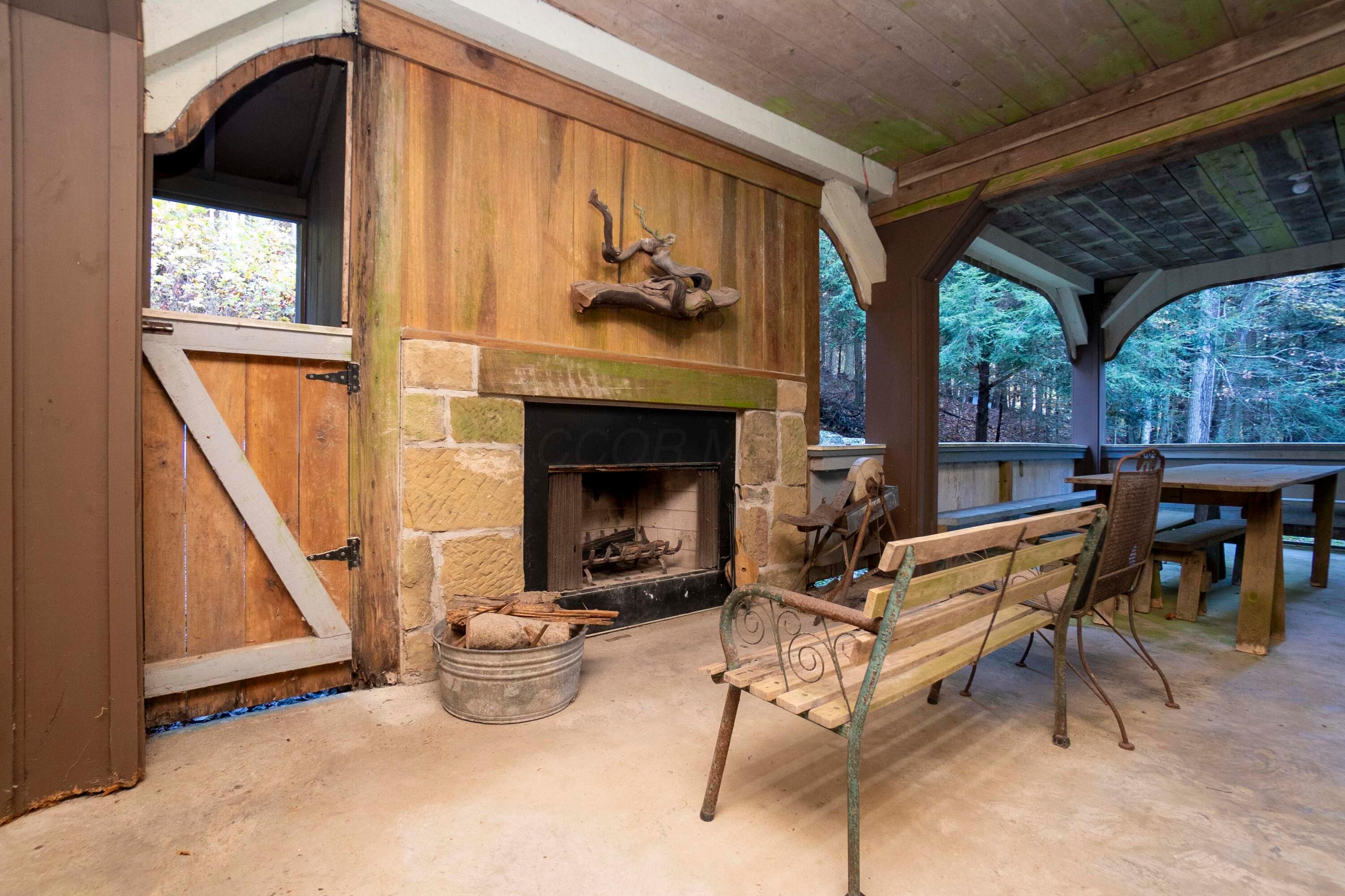 Rockbridge, Ohio, 43149, United States, 3 Bedrooms Bedrooms, ,4 BathroomsBathrooms,Residential,Active,1992551