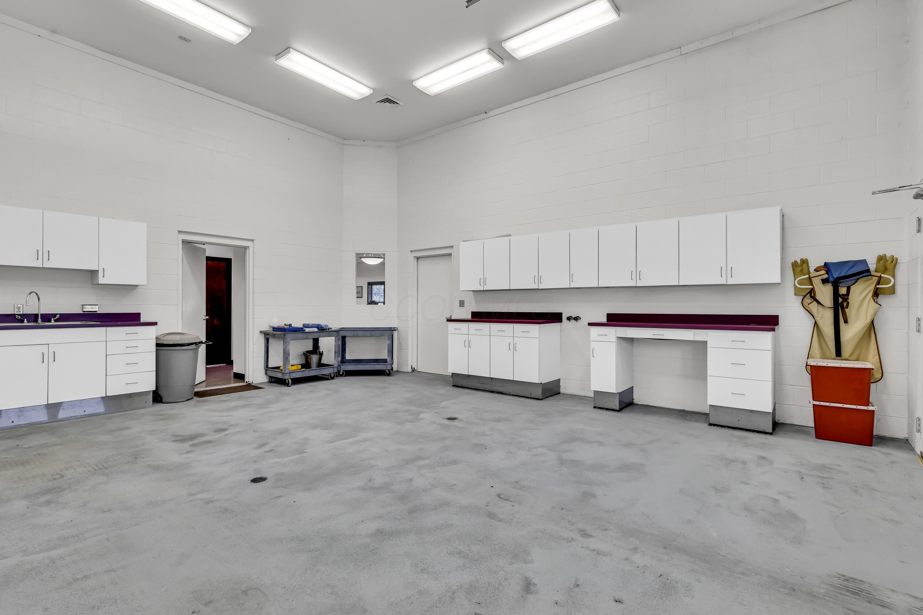 Lancaster, Ohio, 43130, United States, 4 Bedrooms Bedrooms, ,4 BathroomsBathrooms,Residential,Active,1910133