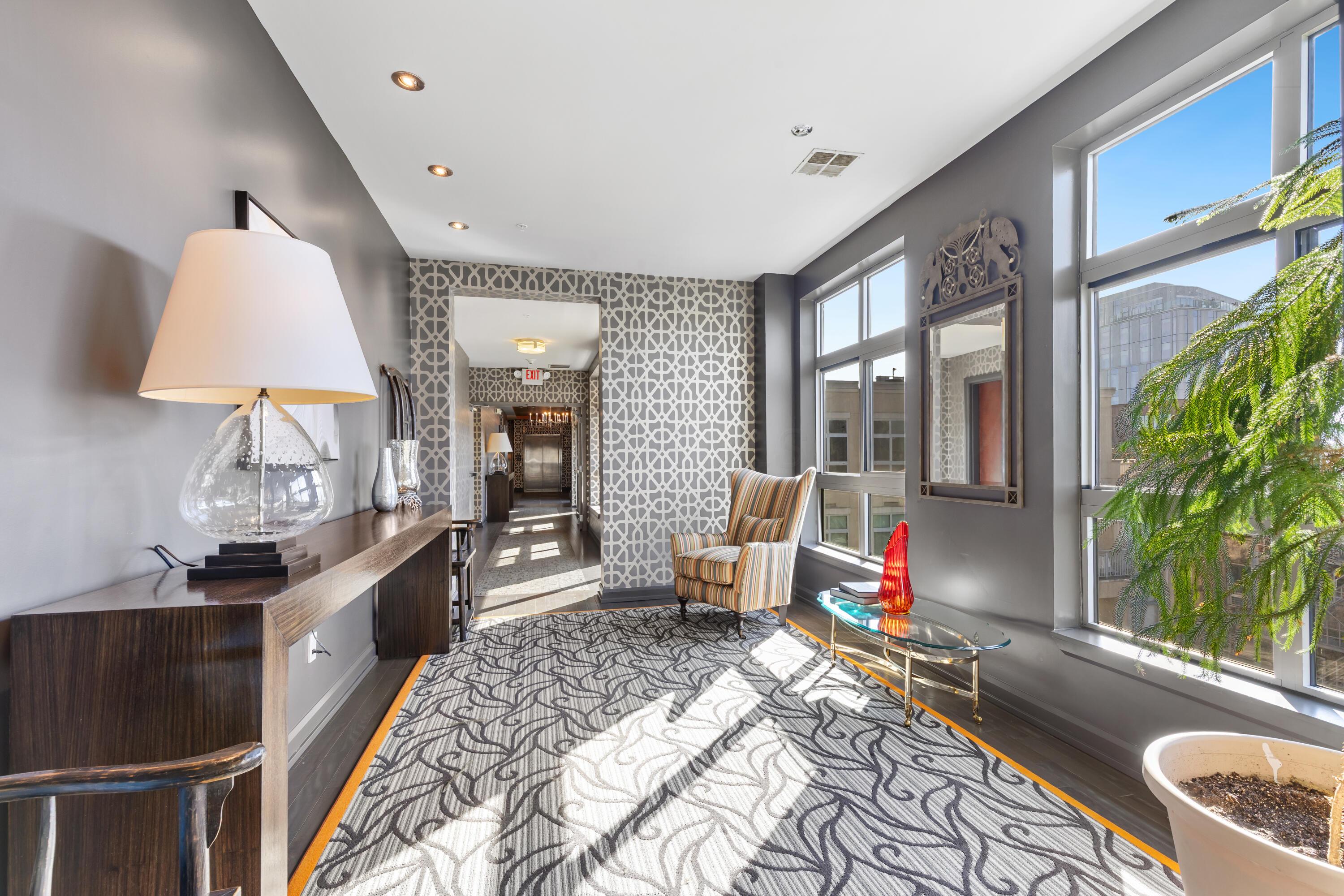 Columbus, Ohio, 43215, United States, 3 Bedrooms Bedrooms, ,4 BathroomsBathrooms,Residential,Active,1954011