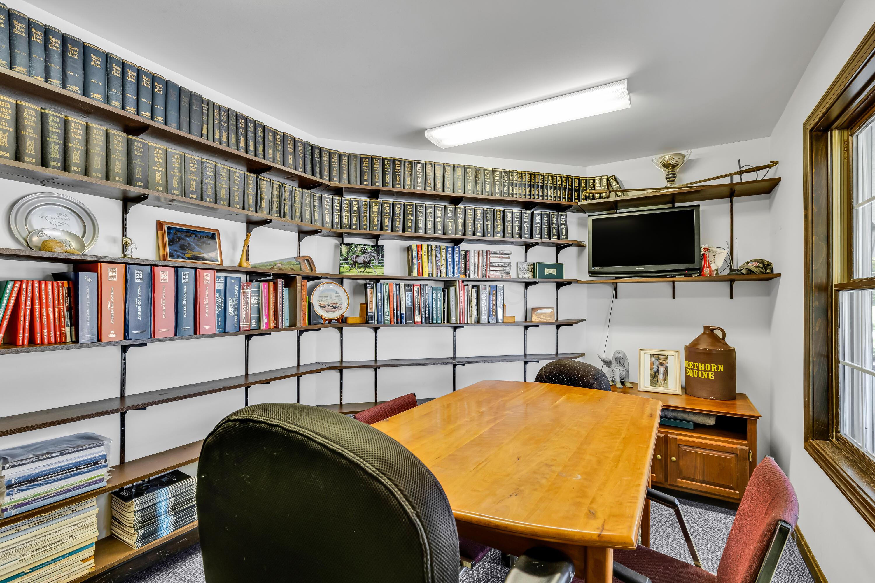 Lancaster, Ohio, 43130, United States, 4 Bedrooms Bedrooms, ,4 BathroomsBathrooms,Residential,Active,1910133