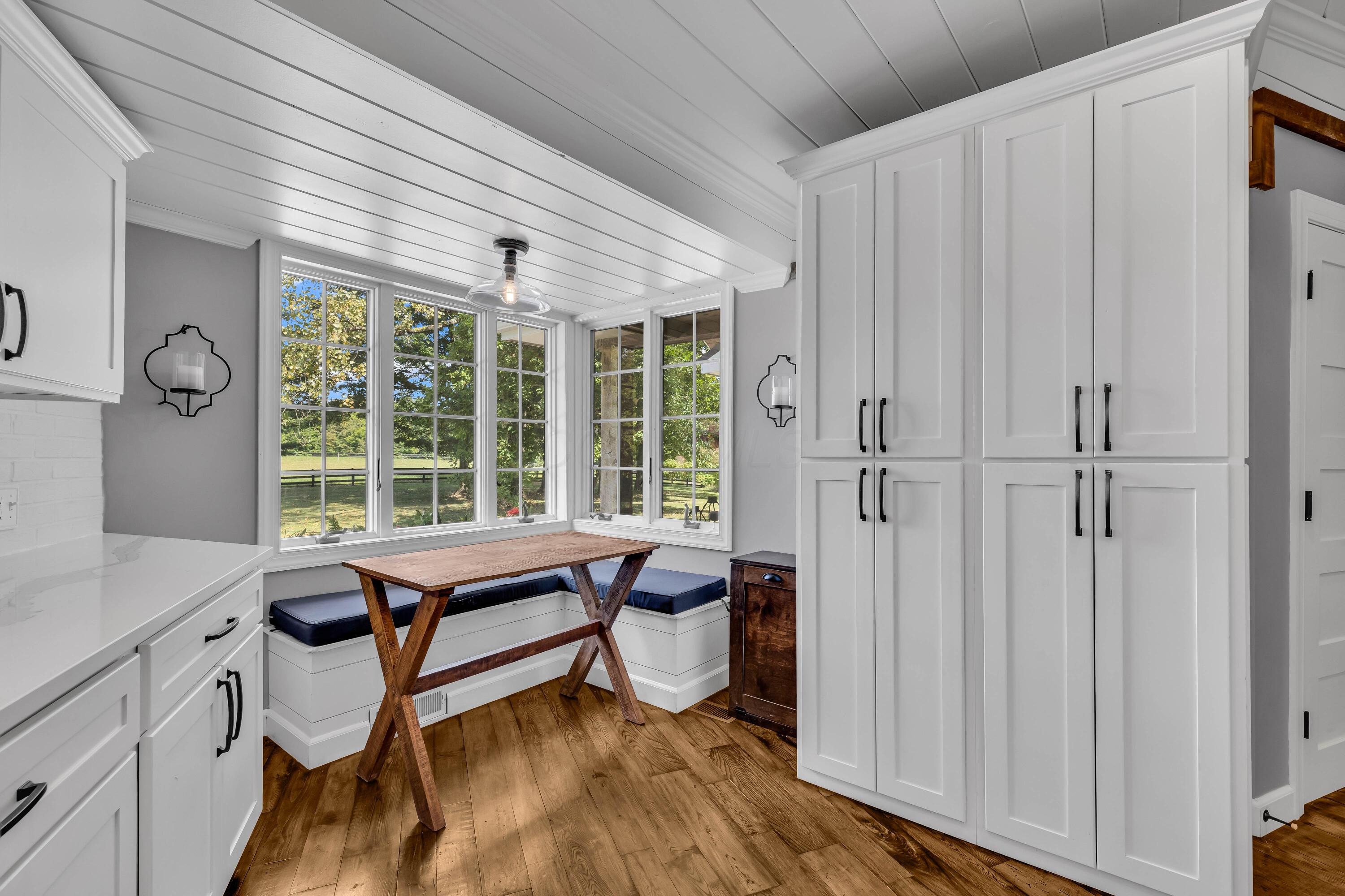 Centerburg, Ohio, 43011, United States, 5 Bedrooms Bedrooms, ,5 BathroomsBathrooms,Residential,Active,1934755