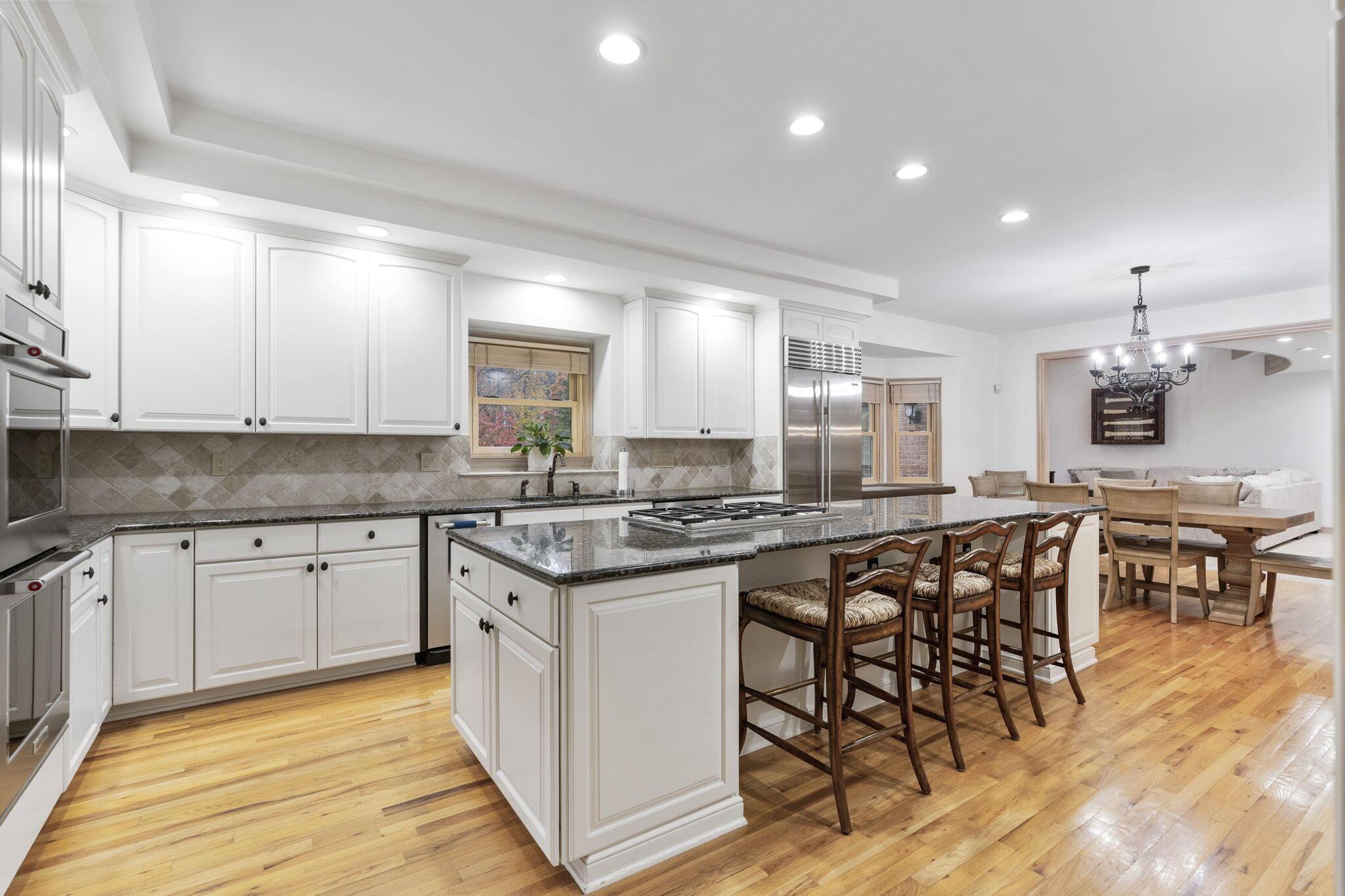 Powell, Ohio, 43065, United States, 5 Bedrooms Bedrooms, ,6 BathroomsBathrooms,Residential,Active,1989786