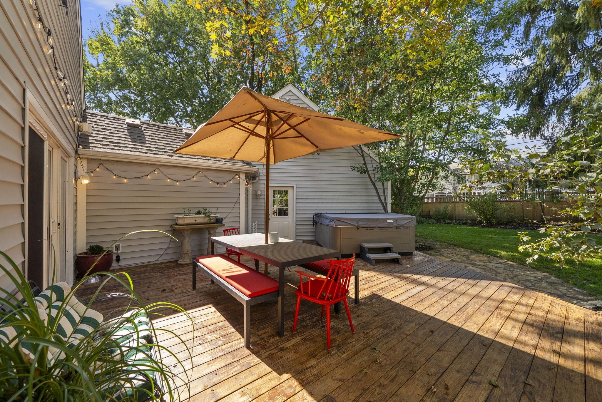 Columbus, Ohio, 43221, United States, 4 Bedrooms Bedrooms, ,5 BathroomsBathrooms,Residential,Active,1953422