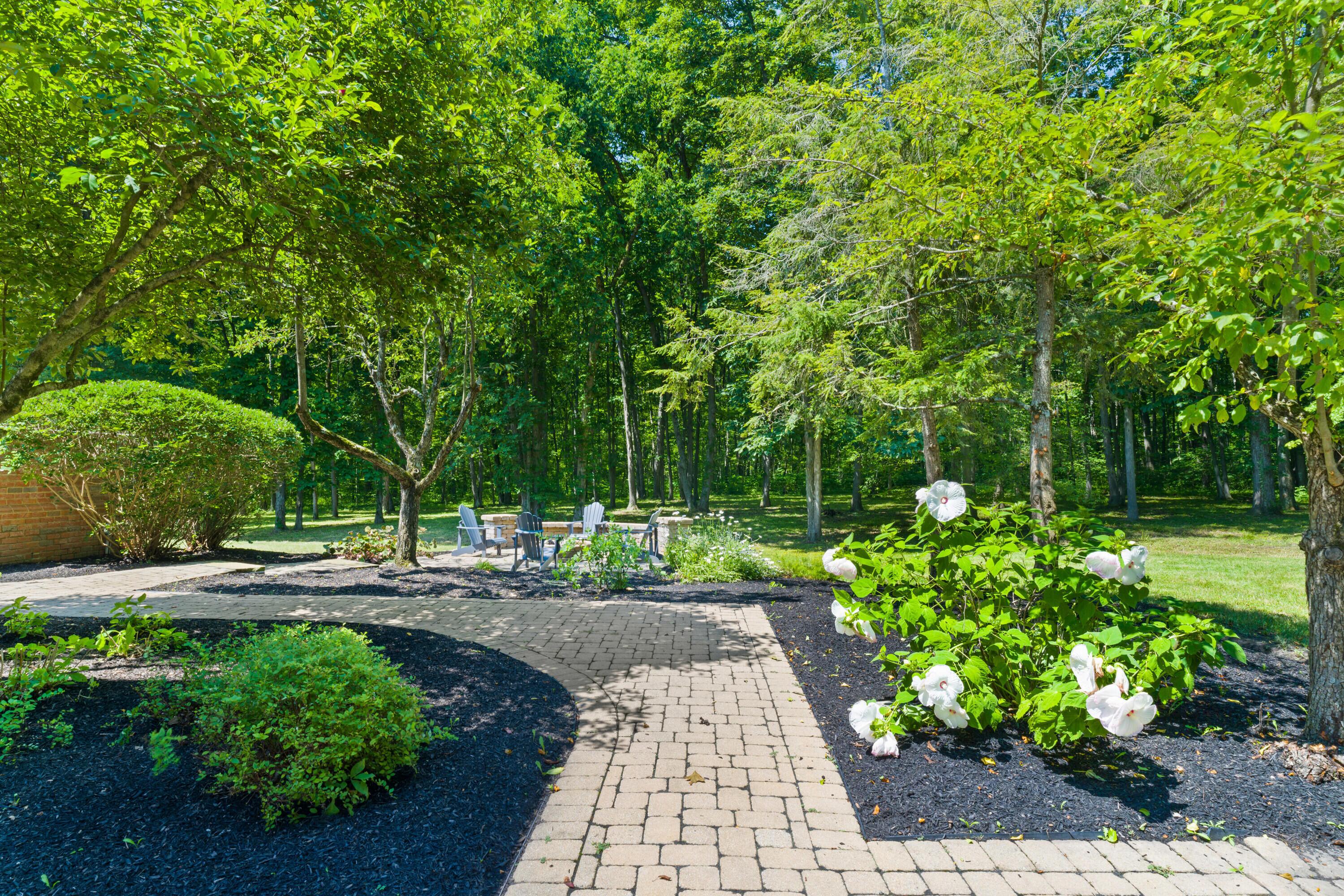 Sunbury, Ohio, 43074, United States, 5 Bedrooms Bedrooms, ,7 BathroomsBathrooms,Residential,Active,1912834