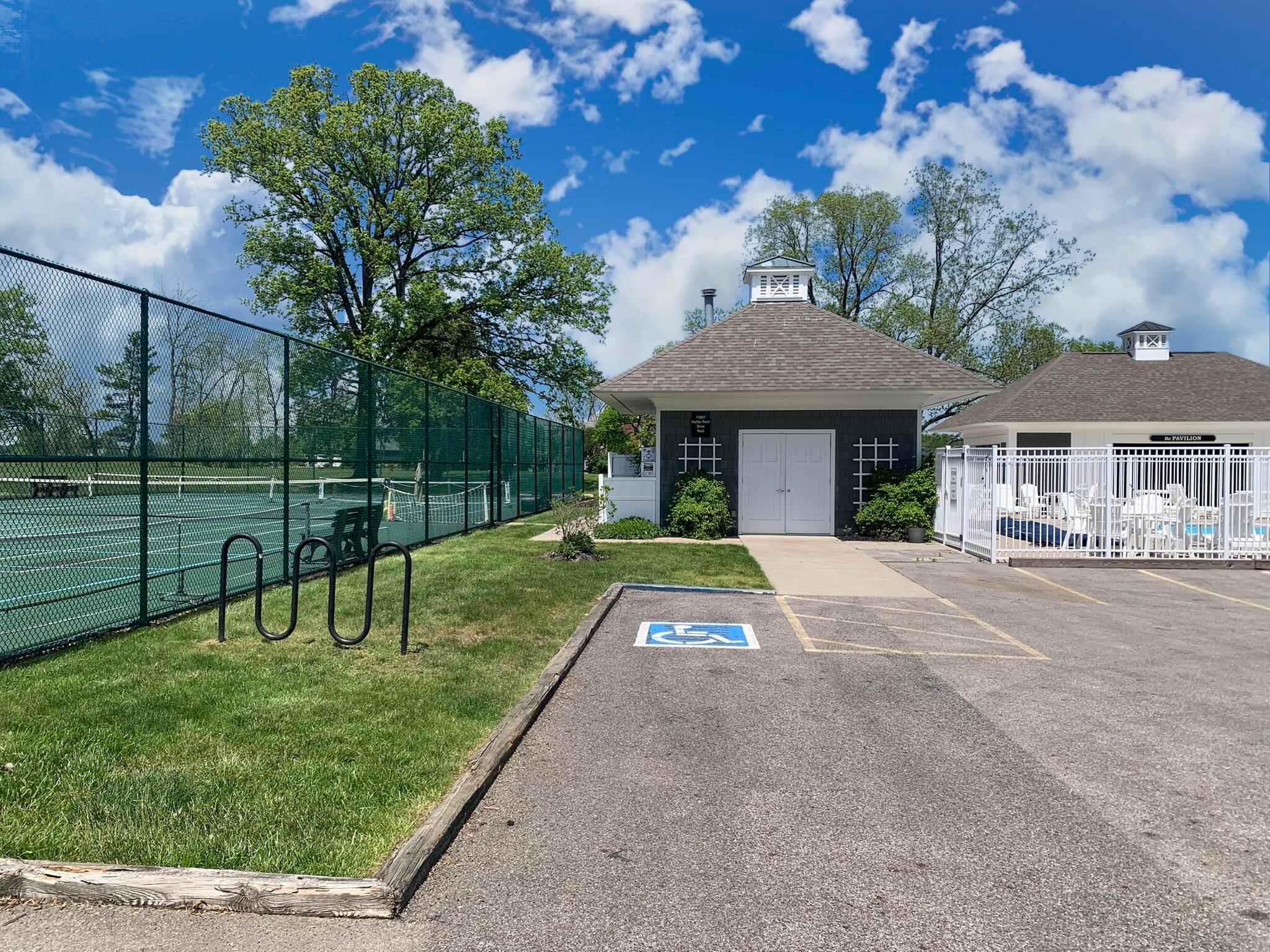 Thornville, Ohio, 43076, United States, 9 Bedrooms Bedrooms, ,7 BathroomsBathrooms,Residential,Active,1821951