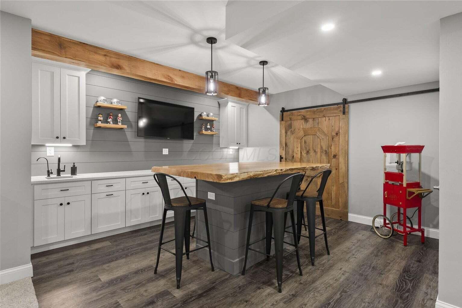 New Albany, Ohio, 43054, United States, 5 Bedrooms Bedrooms, ,5 BathroomsBathrooms,Residential,Active,2007958