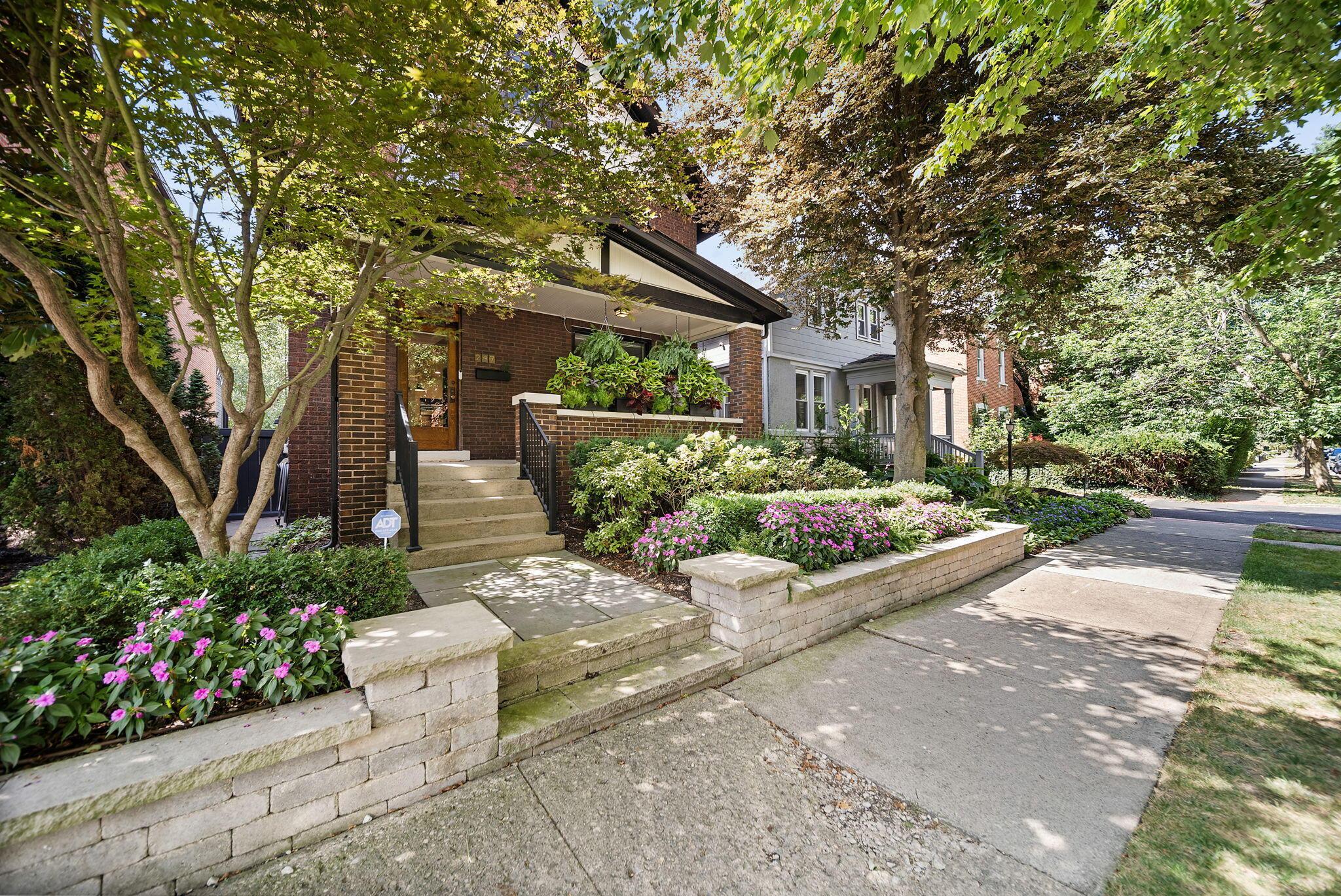 Columbus, Ohio, 43206, United States, 4 Bedrooms Bedrooms, ,4 BathroomsBathrooms,Residential,Active,1929688