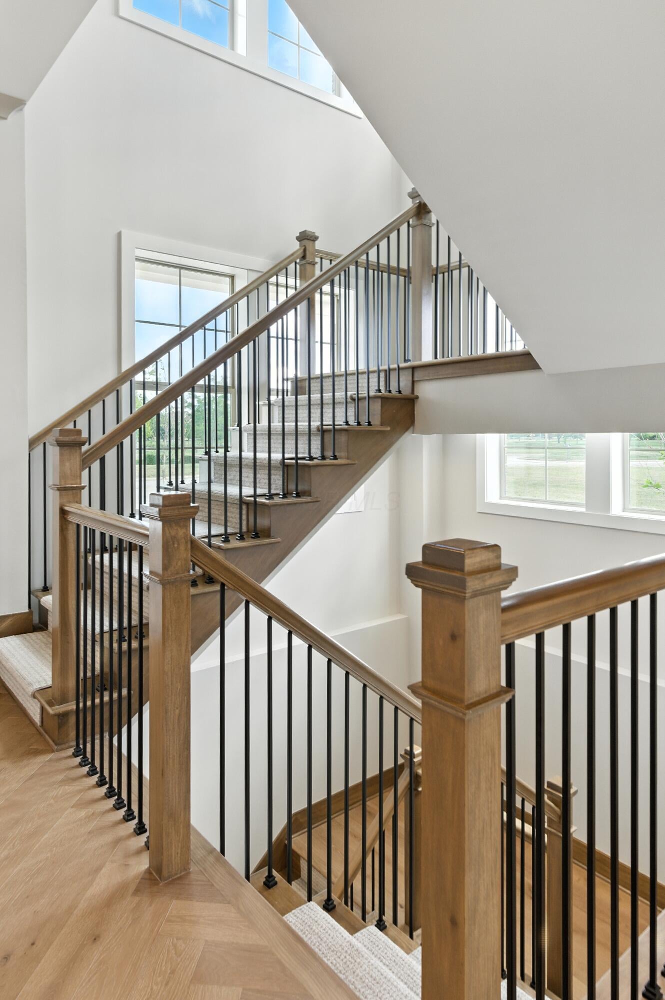 Dublin, Ohio, 43016, United States, 4 Bedrooms Bedrooms, ,5 BathroomsBathrooms,Residential,Active,1820403