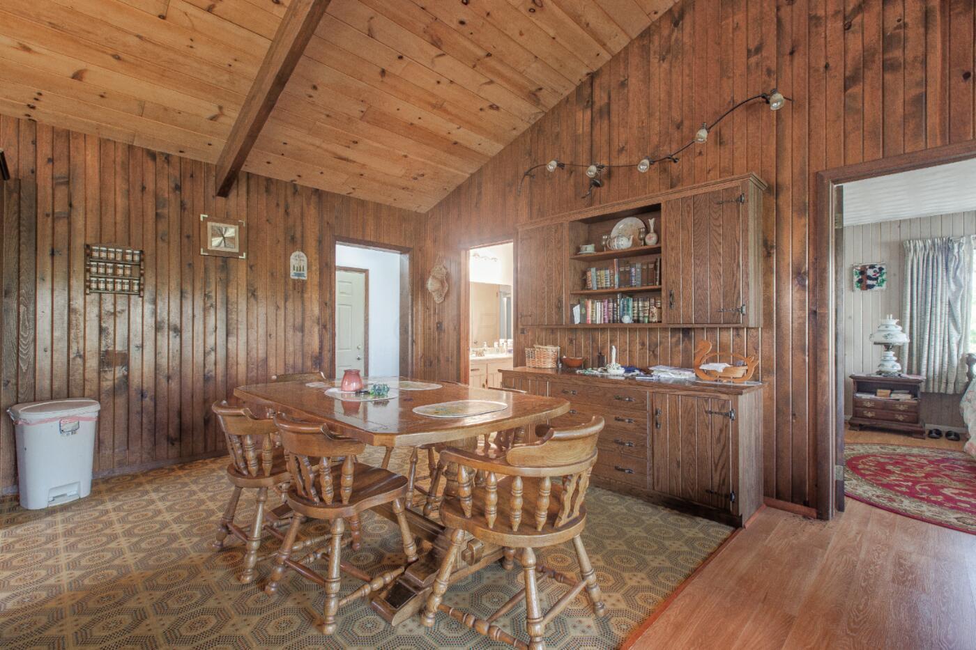 Howard, Ohio, 43028, United States, 4 Bedrooms Bedrooms, ,2 BathroomsBathrooms,Residential,Active,1963270