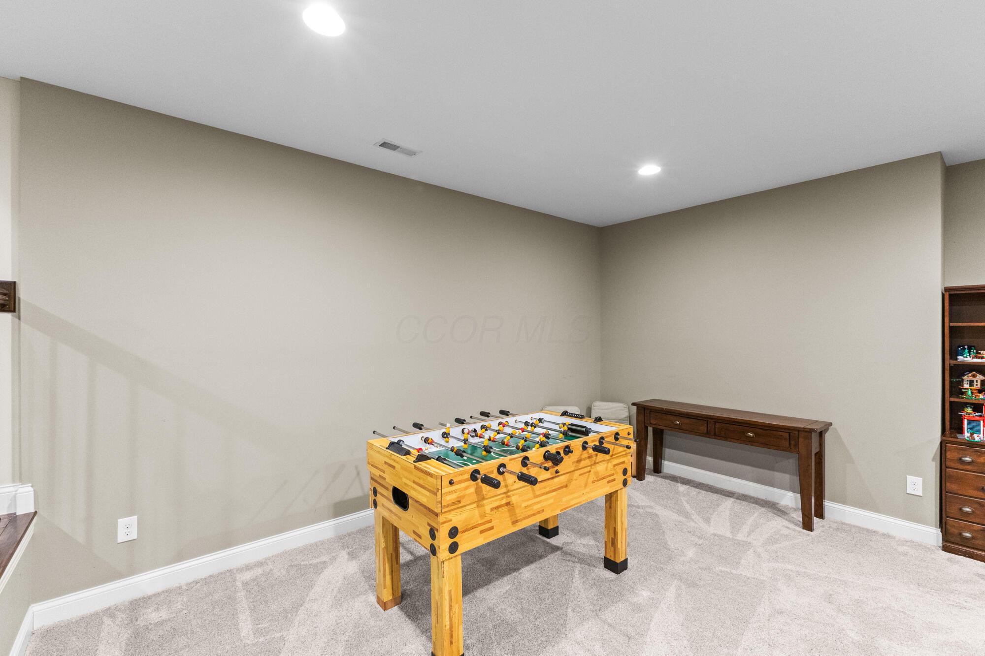 Columbus, Ohio, 43201, United States, 4 Bedrooms Bedrooms, ,4 BathroomsBathrooms,Residential,Active,2008741