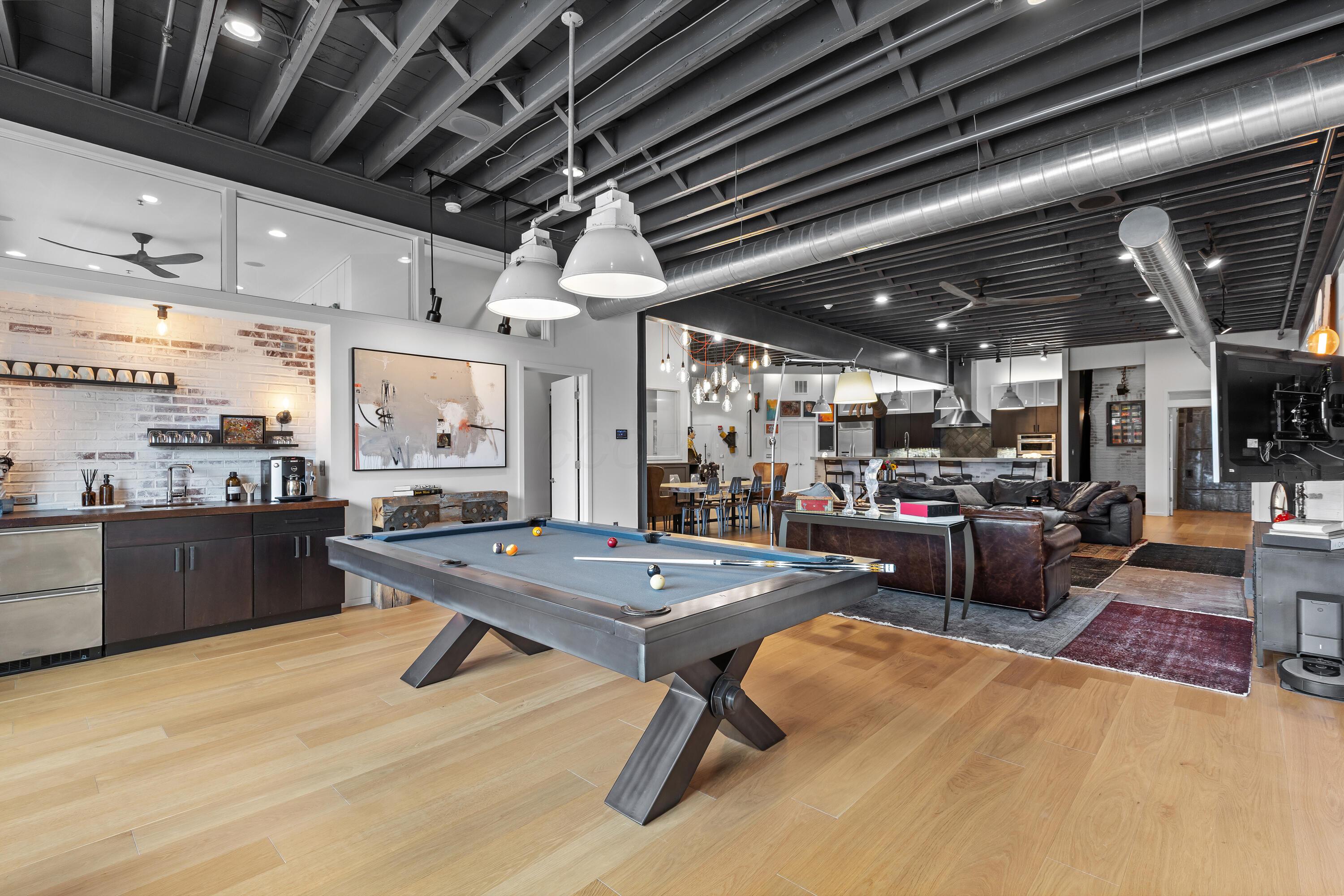 Columbus, Ohio, 43201, United States, 3 Bedrooms Bedrooms, ,5 BathroomsBathrooms,Residential,Active,1894778