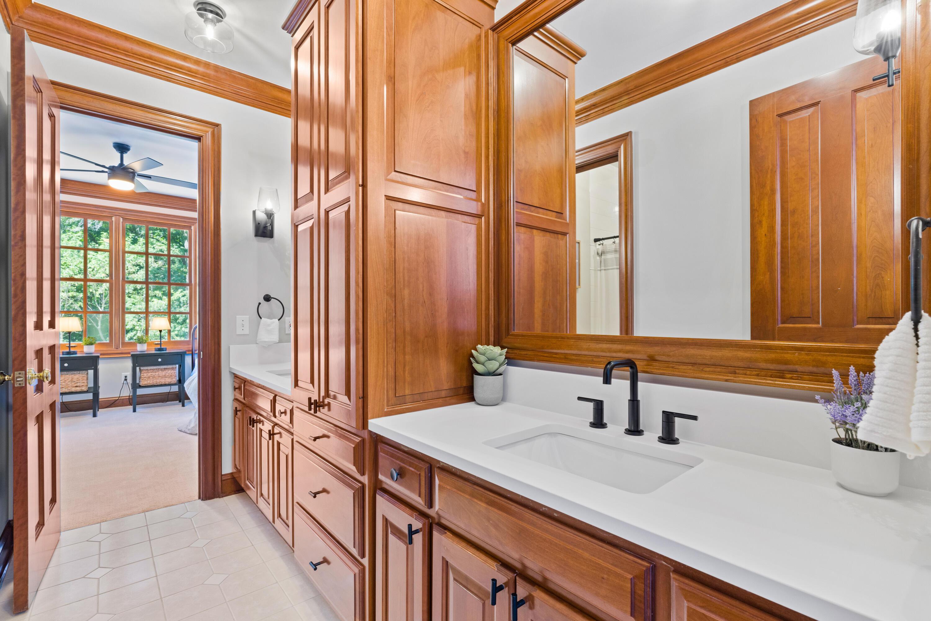 Sunbury, Ohio, 43074, United States, 5 Bedrooms Bedrooms, ,7 BathroomsBathrooms,Residential,Active,1912834