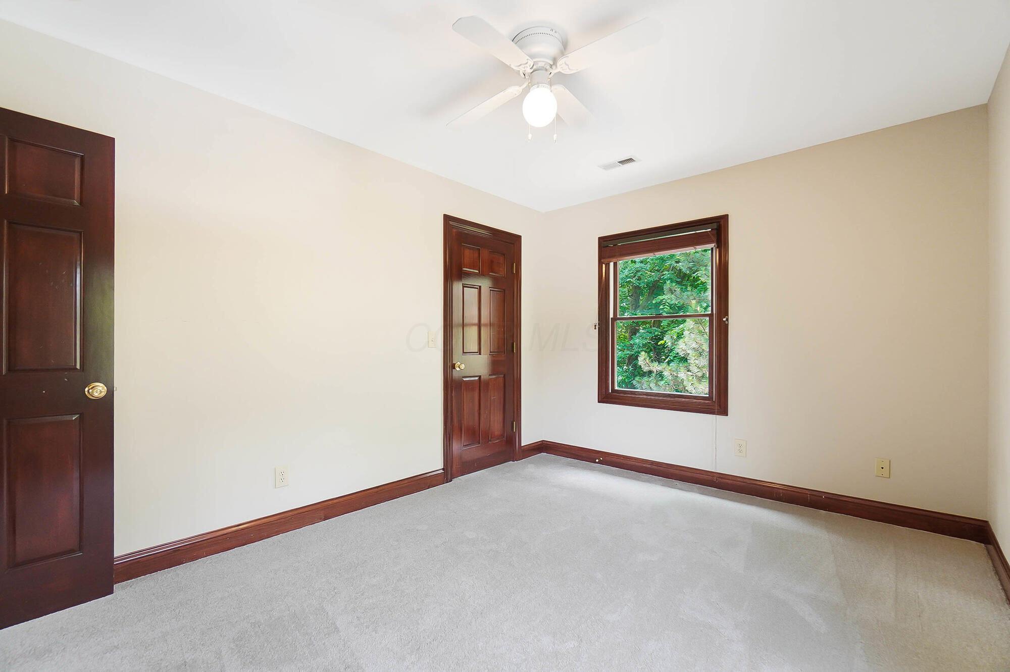 Powell, Ohio, 43065, United States, 5 Bedrooms Bedrooms, ,5 BathroomsBathrooms,Residential,Active,1871632