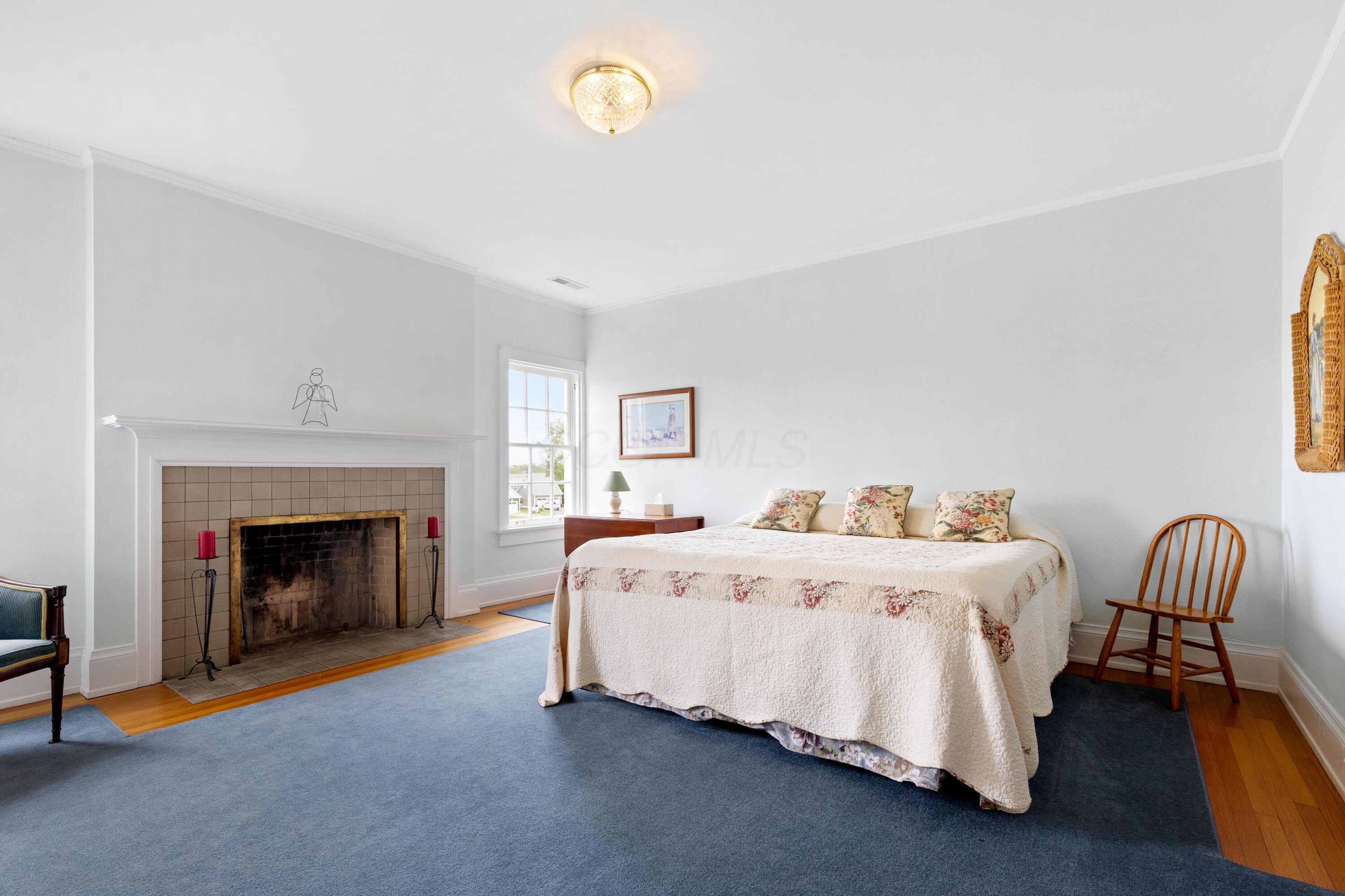 Thornville, Ohio, 43076, United States, 9 Bedrooms Bedrooms, ,7 BathroomsBathrooms,Residential,Active,1821951