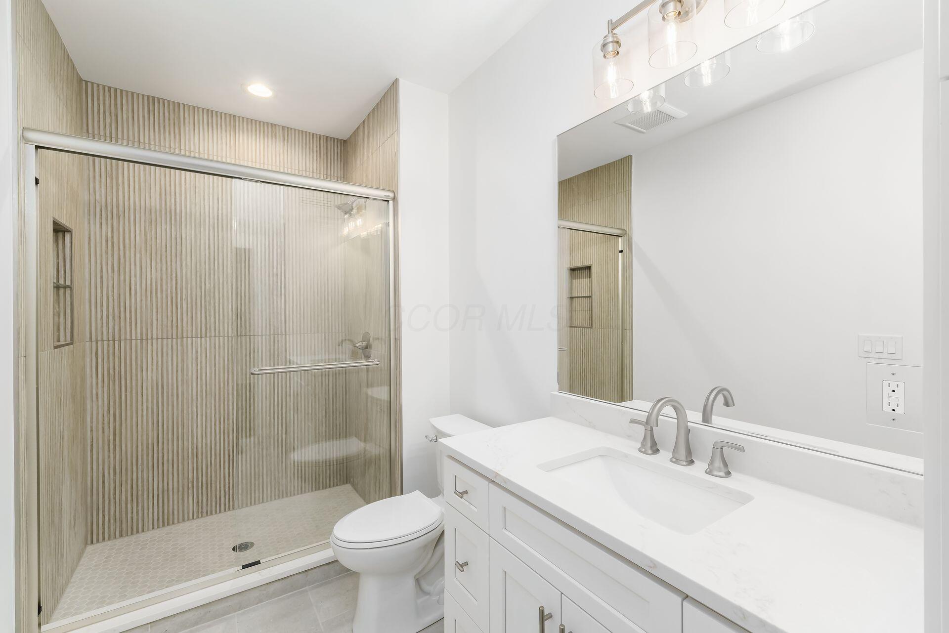 Sunbury, Ohio, 43074, United States, 4 Bedrooms Bedrooms, ,6 BathroomsBathrooms,Residential,Active,2007229