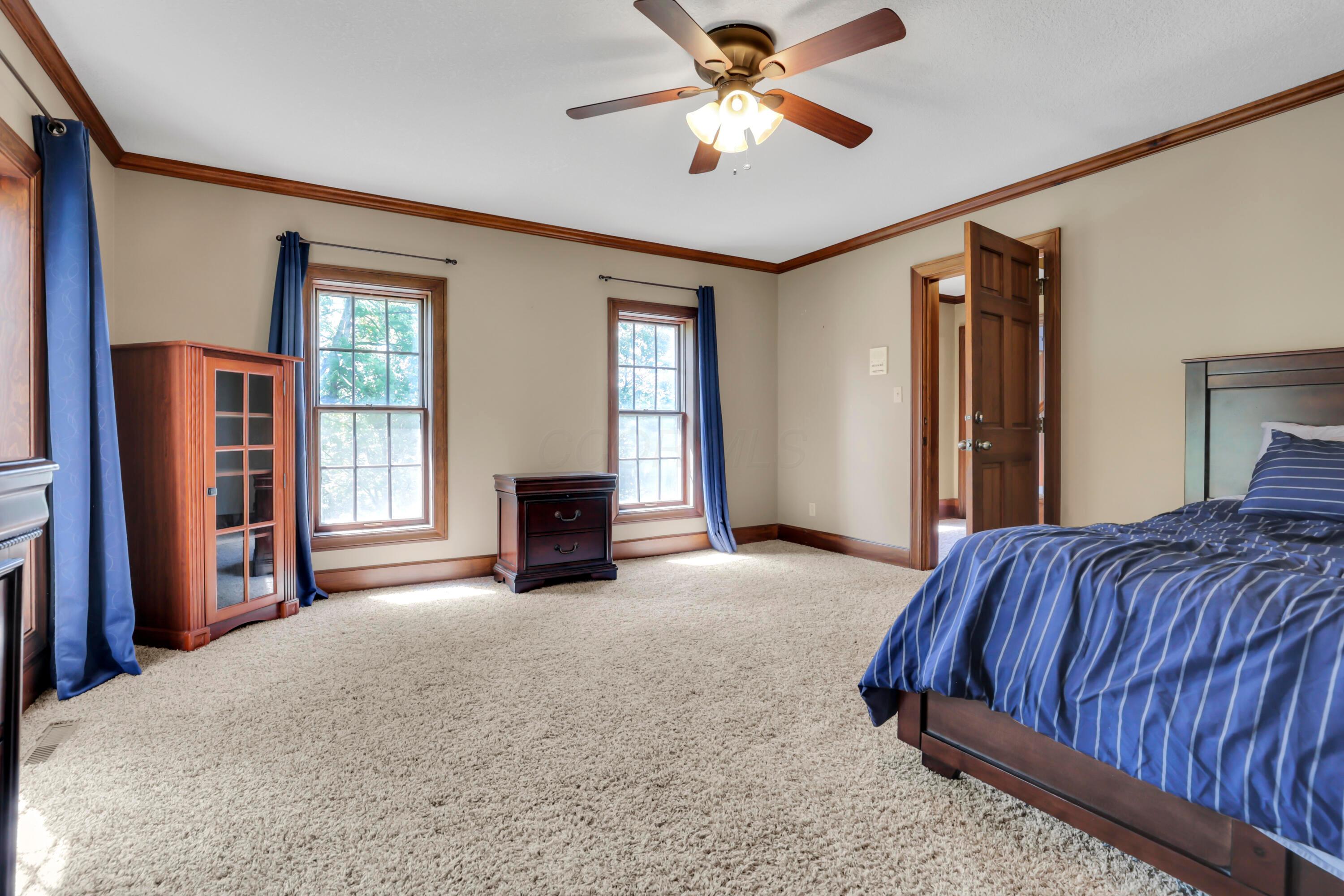 Newark, Ohio, 43055, United States, 5 Bedrooms Bedrooms, ,6 BathroomsBathrooms,Residential,Active,1909629