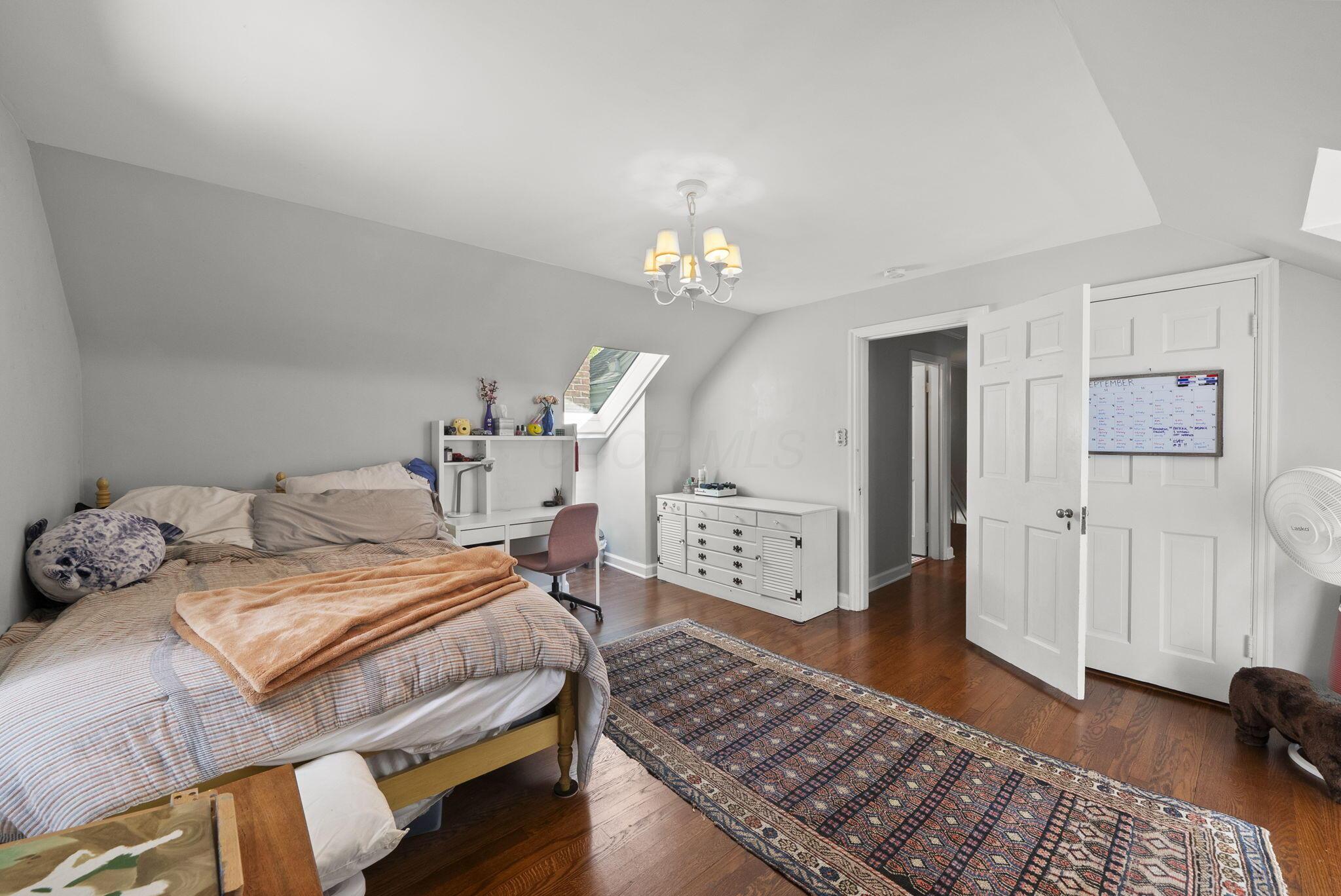 Columbus, Ohio, 43221, United States, 4 Bedrooms Bedrooms, ,5 BathroomsBathrooms,Residential,Active,1953422