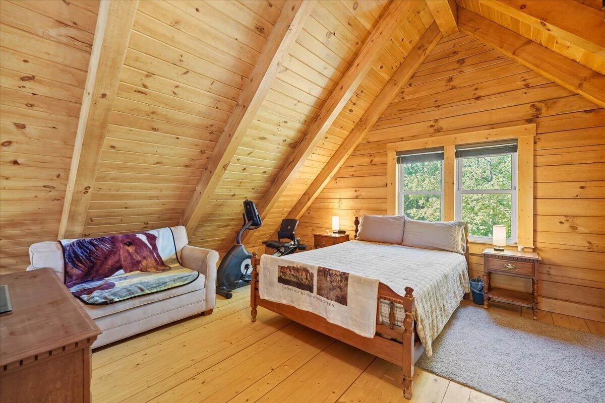 Fredericktown, Ohio, 43019, United States, 8 Bedrooms Bedrooms, ,7 BathroomsBathrooms,Residential,Active,1953994