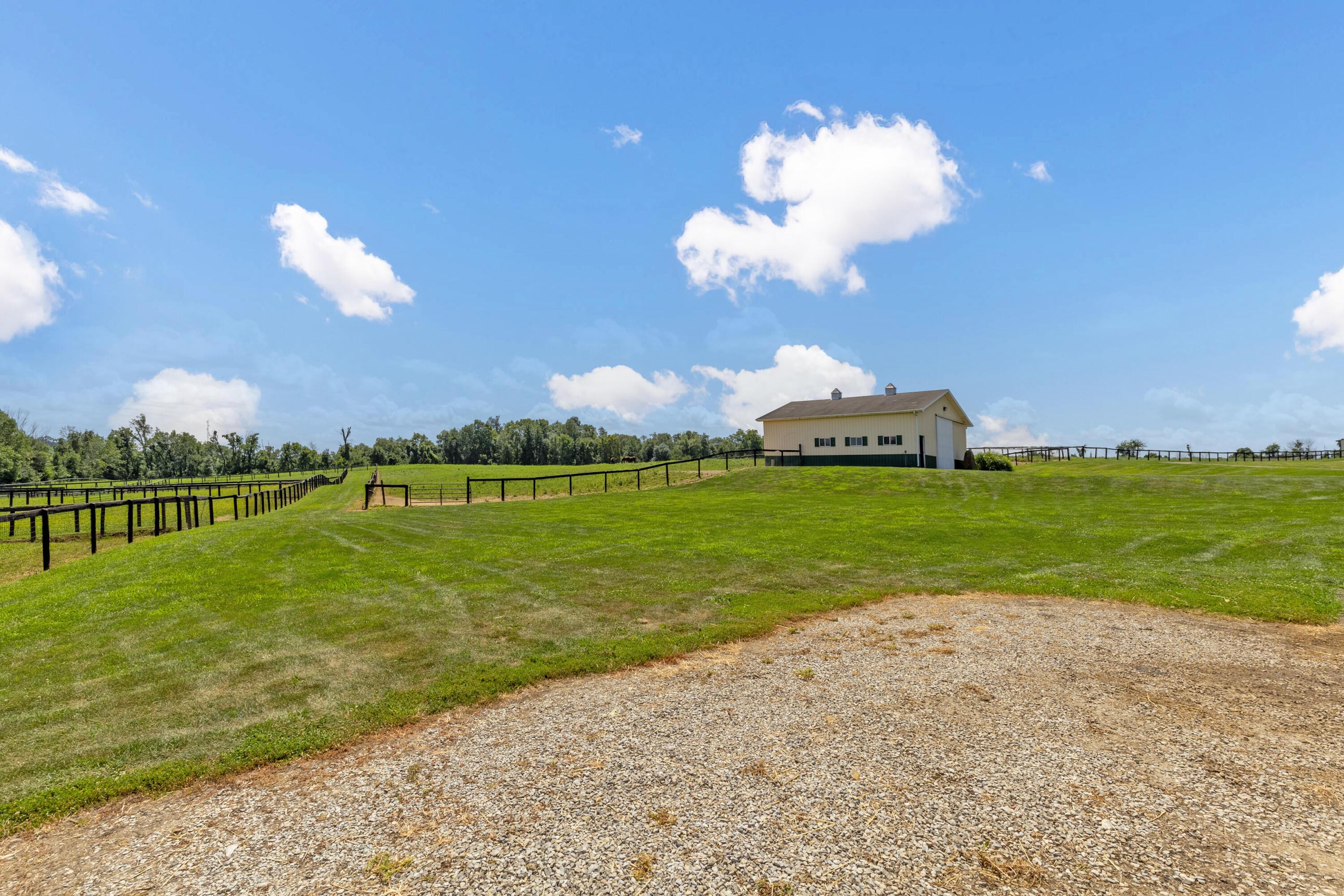 Lancaster, Ohio, 43130, United States, 4 Bedrooms Bedrooms, ,4 BathroomsBathrooms,Residential,Active,1910133