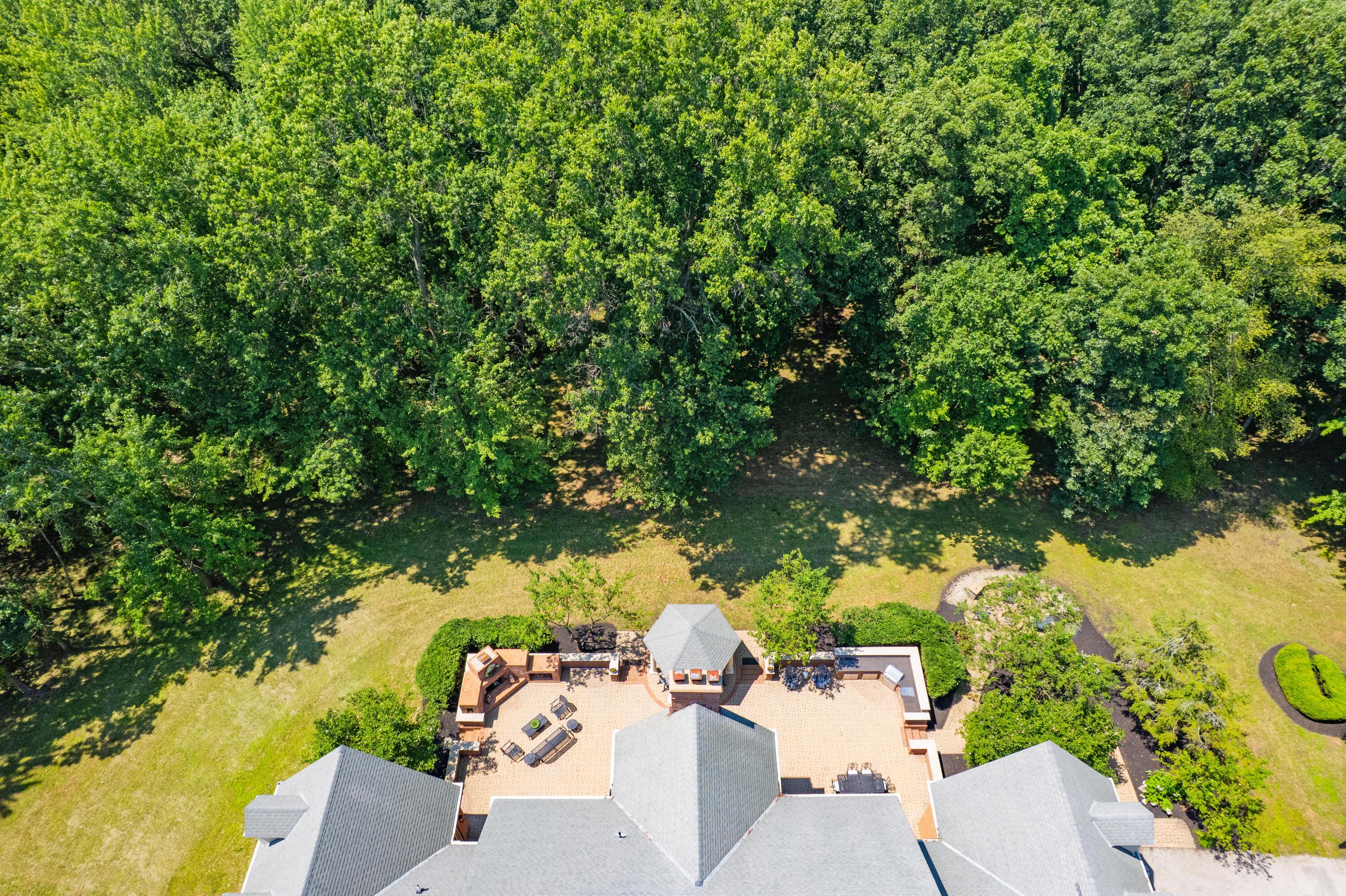 Sunbury, Ohio, 43074, United States, 5 Bedrooms Bedrooms, ,7 BathroomsBathrooms,Residential,Active,1912834