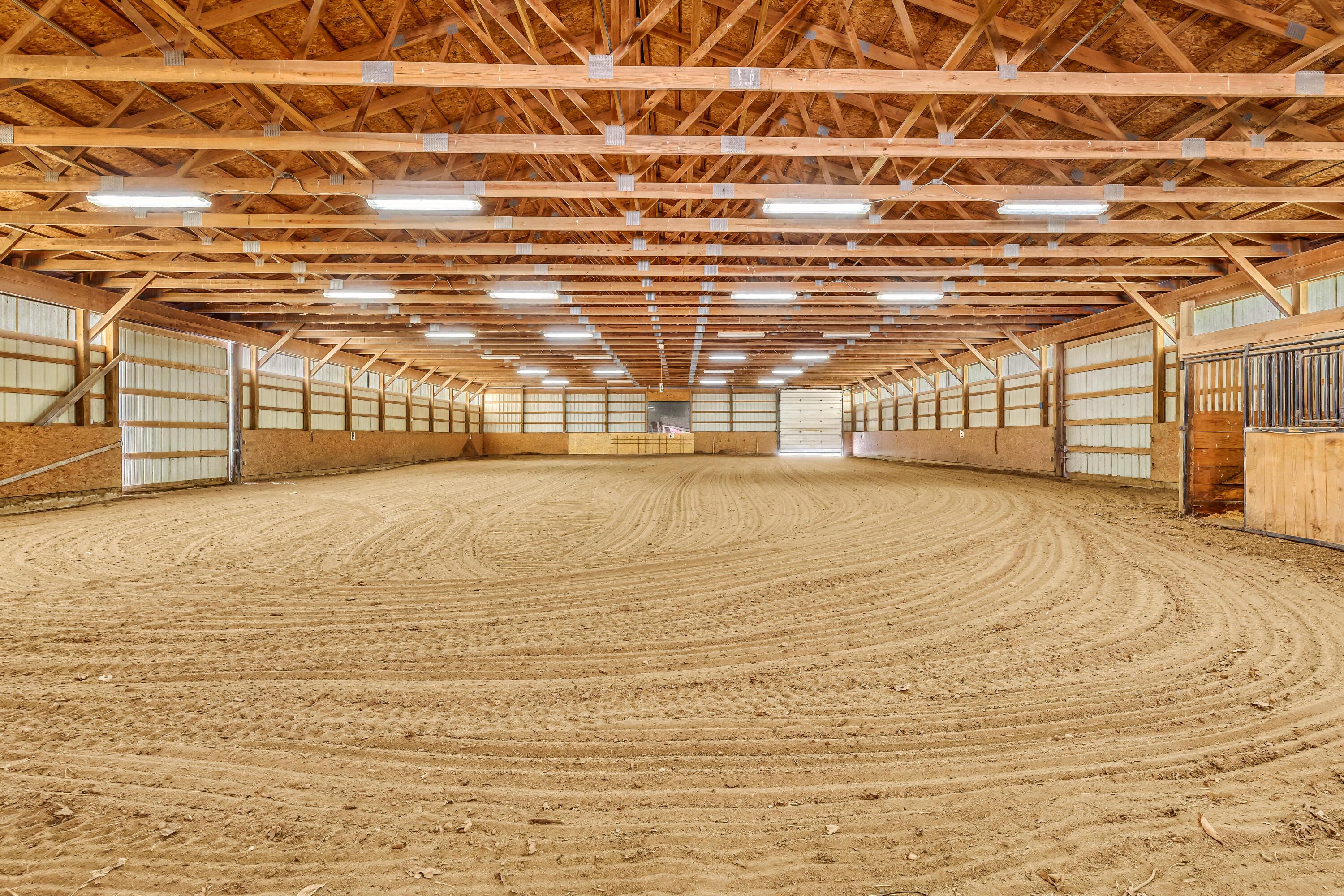 Centerburg, Ohio, 43011, United States, 5 Bedrooms Bedrooms, ,5 BathroomsBathrooms,Residential,Active,1999913