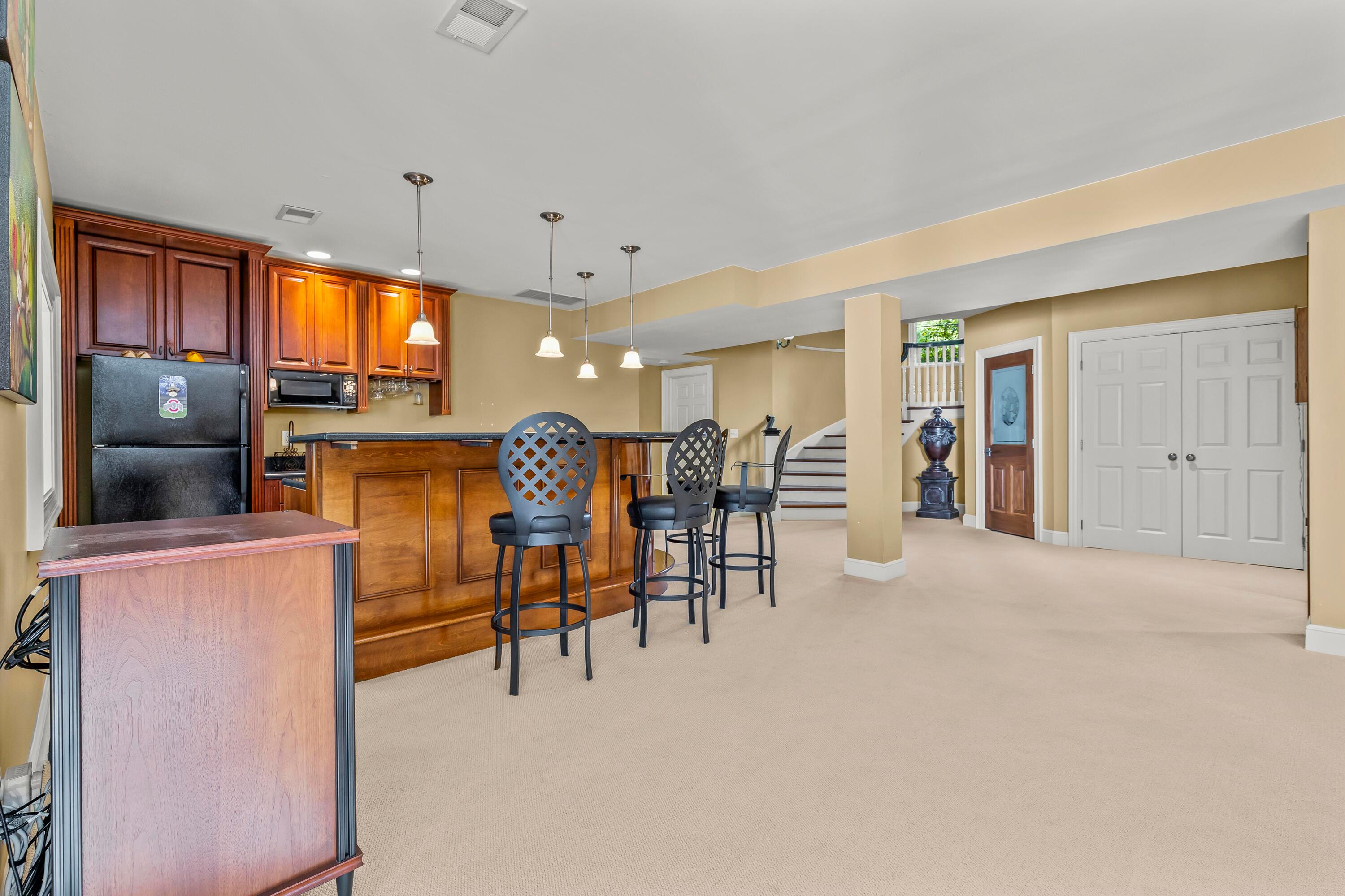 Upper Arlington, Ohio, 43220, United States, 7 Bedrooms Bedrooms, ,7 BathroomsBathrooms,Residential,Active,1748798