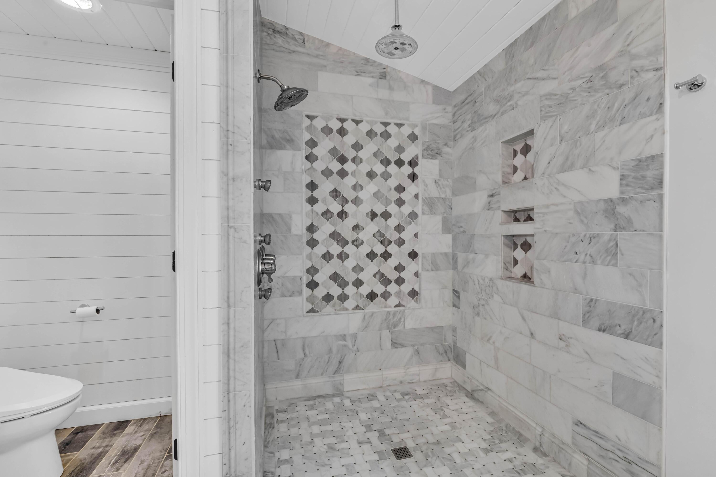 Centerburg, Ohio, 43011, United States, 5 Bedrooms Bedrooms, ,5 BathroomsBathrooms,Residential,Active,1934755