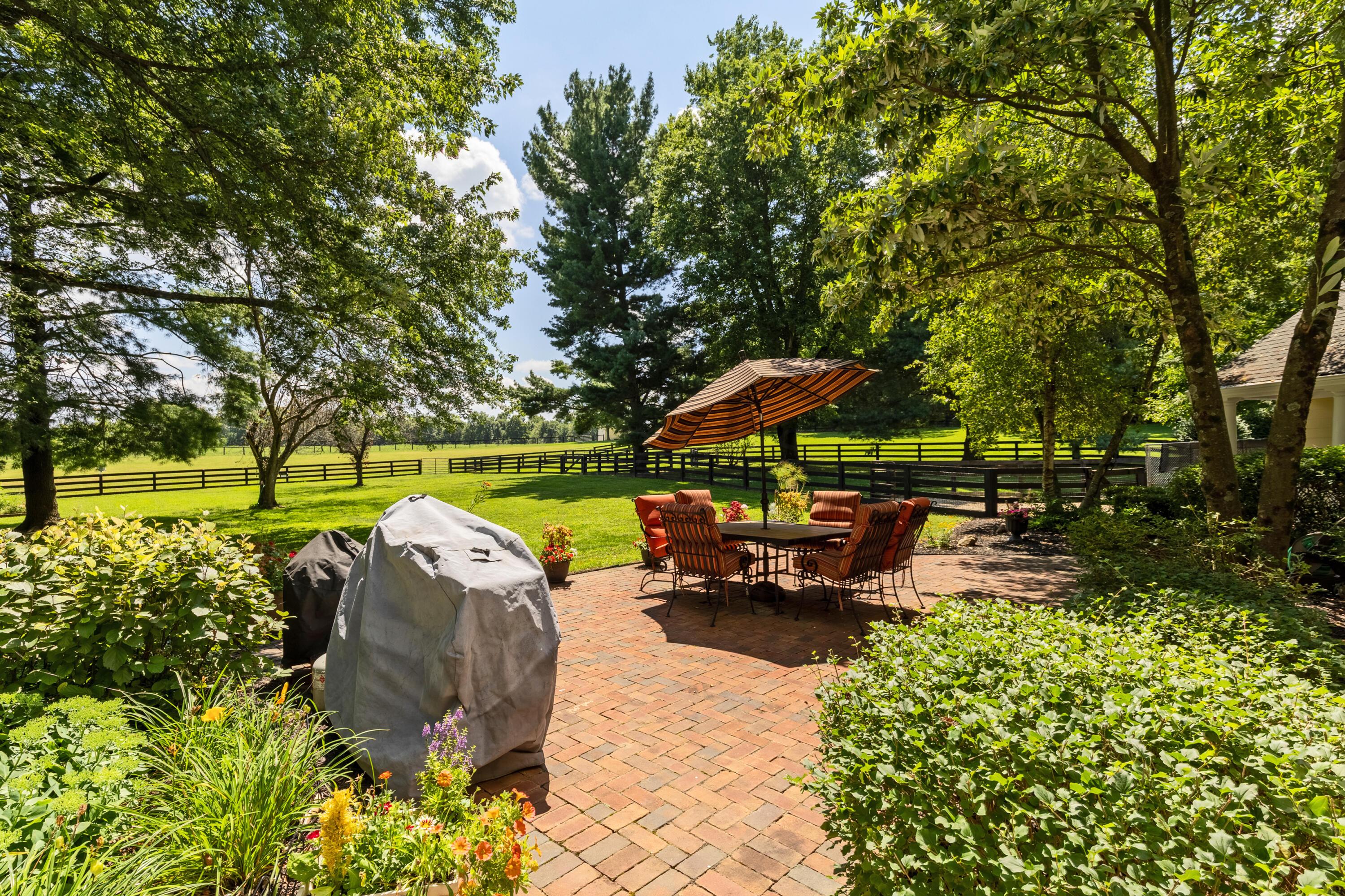 Lancaster, Ohio, 43130, United States, 4 Bedrooms Bedrooms, ,4 BathroomsBathrooms,Residential,Active,1910133