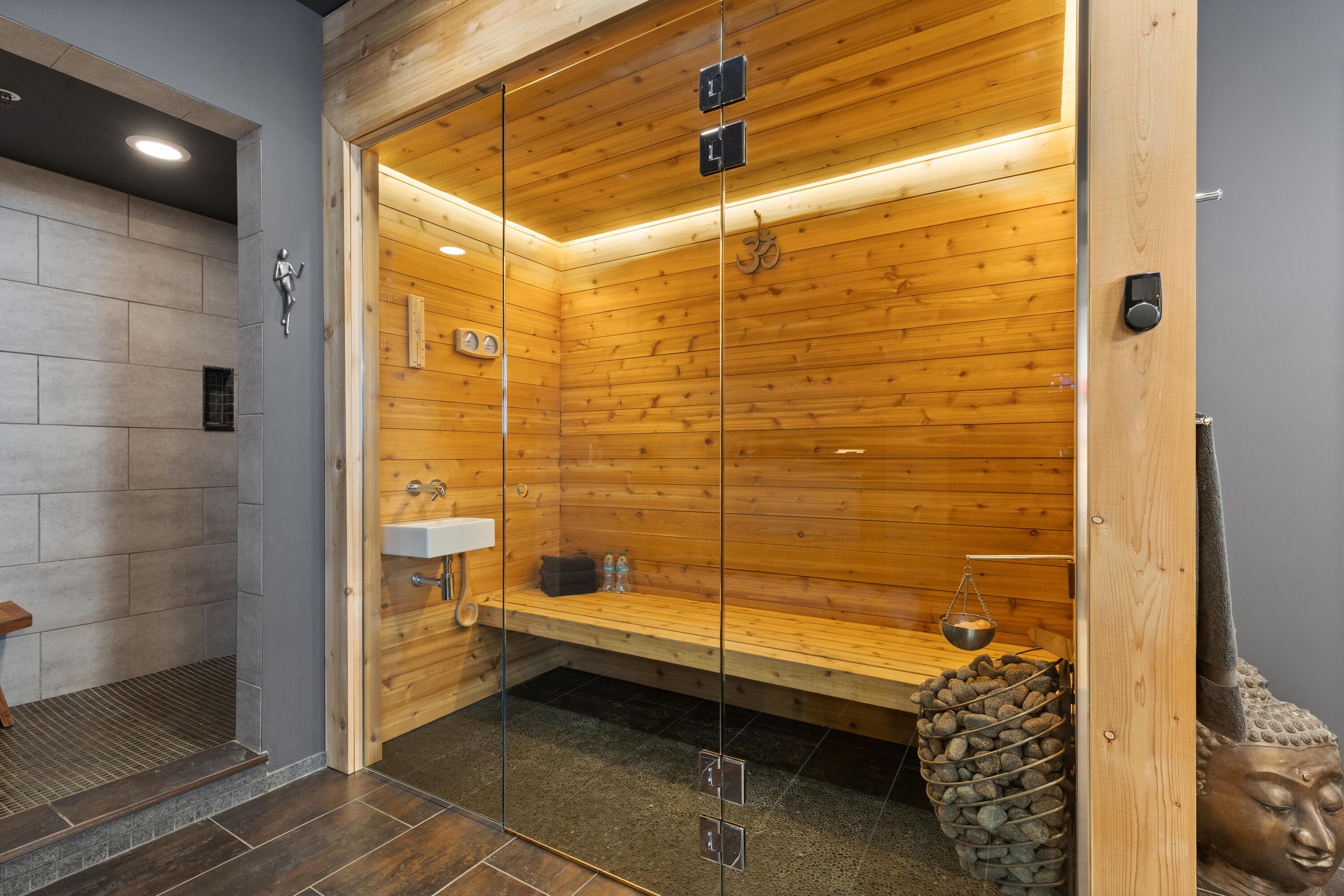 Columbus, Ohio, 43201, United States, 3 Bedrooms Bedrooms, ,5 BathroomsBathrooms,Residential,Active,1894778