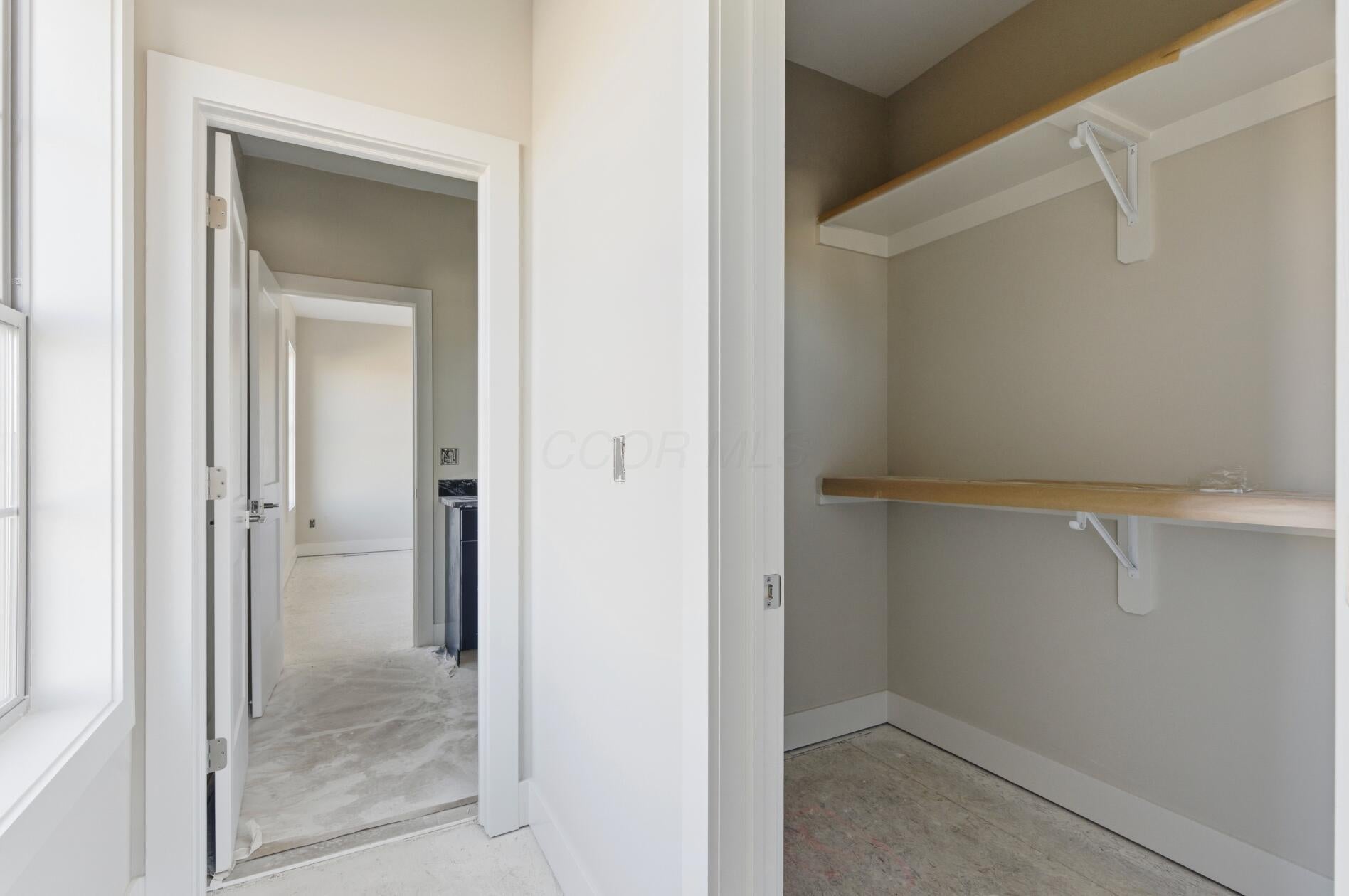 Dublin, Ohio, 43016, United States, 4 Bedrooms Bedrooms, ,5 BathroomsBathrooms,Residential,Active,1945857