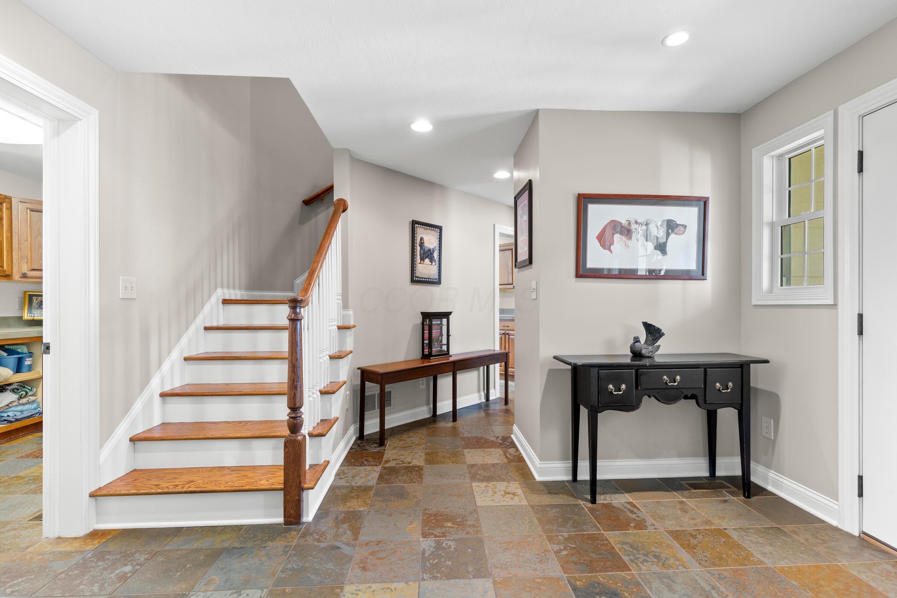 Lancaster, Ohio, 43130, United States, 4 Bedrooms Bedrooms, ,4 BathroomsBathrooms,Residential,Active,1910133