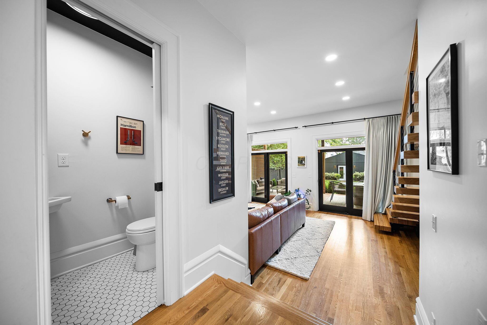 Columbus, Ohio, 43206, United States, 4 Bedrooms Bedrooms, ,4 BathroomsBathrooms,Residential,Active,1929688