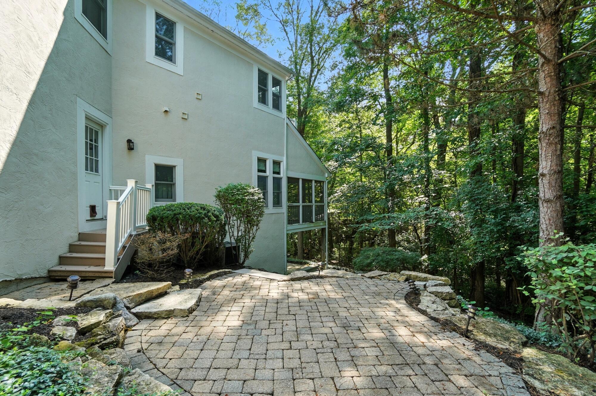 Powell, Ohio, 43065, United States, 5 Bedrooms Bedrooms, ,5 BathroomsBathrooms,Residential,Active,1871632