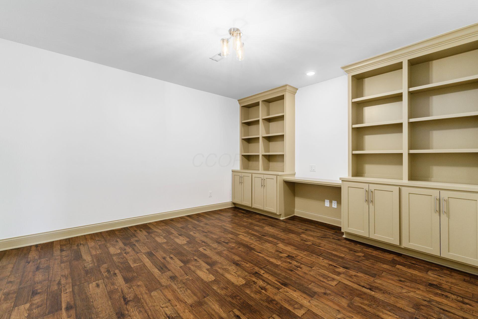 Sunbury, Ohio, 43074, United States, 4 Bedrooms Bedrooms, ,6 BathroomsBathrooms,Residential,Active,2007229