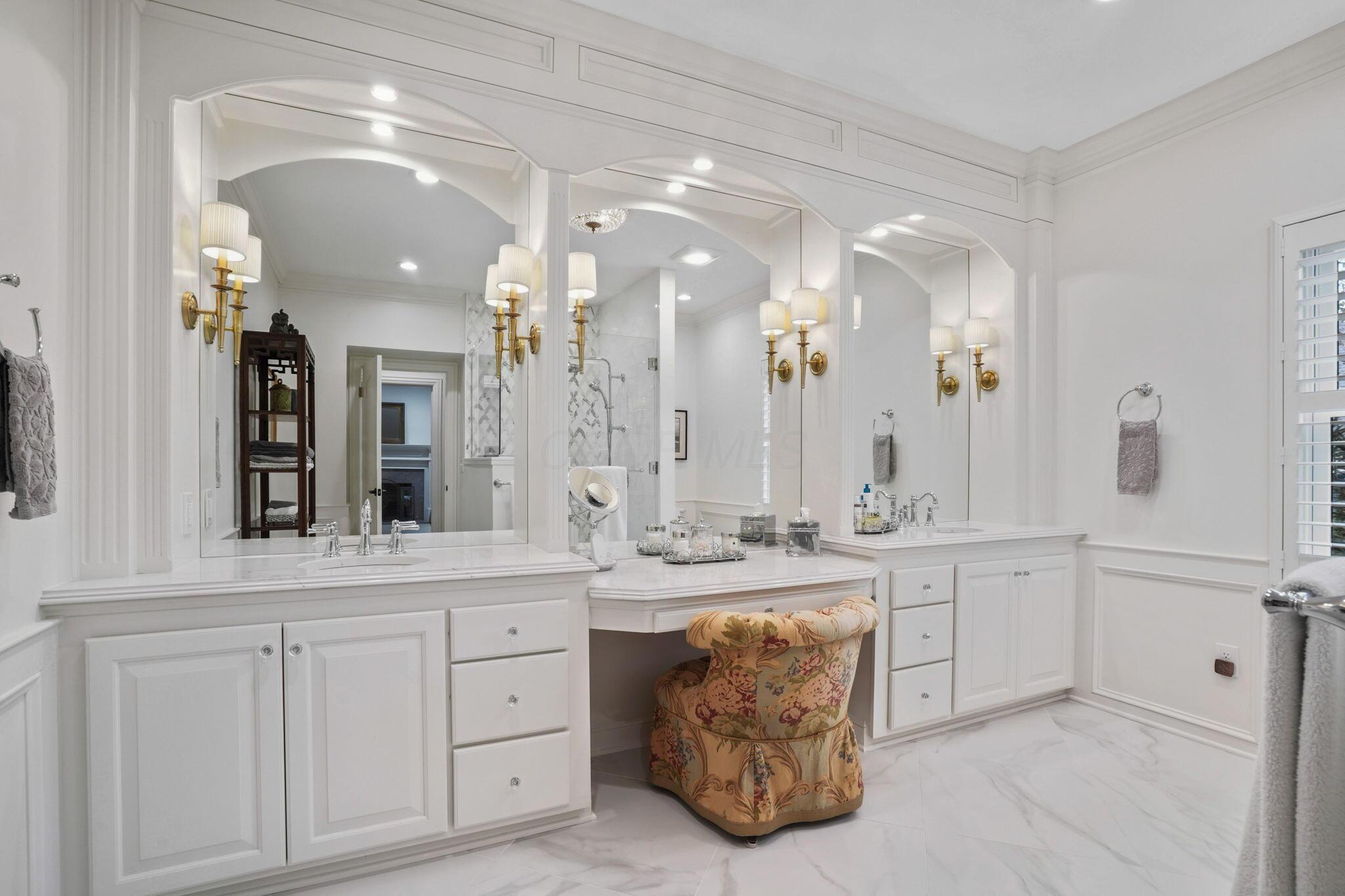 Powell, Ohio, 43065, United States, 5 Bedrooms Bedrooms, ,6 BathroomsBathrooms,Residential,Active,1989786