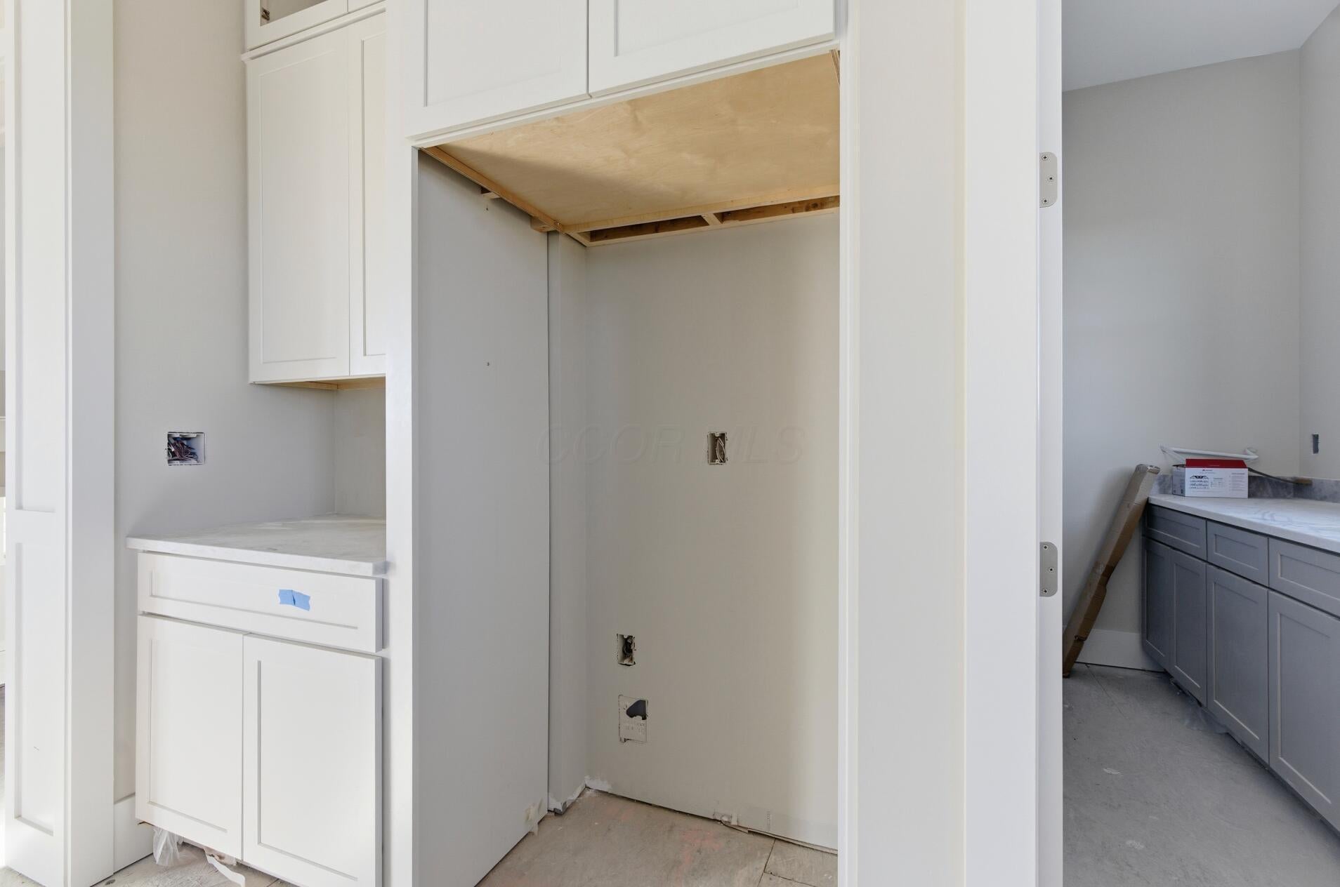 Dublin, Ohio, 43016, United States, 4 Bedrooms Bedrooms, ,5 BathroomsBathrooms,Residential,Active,1945857