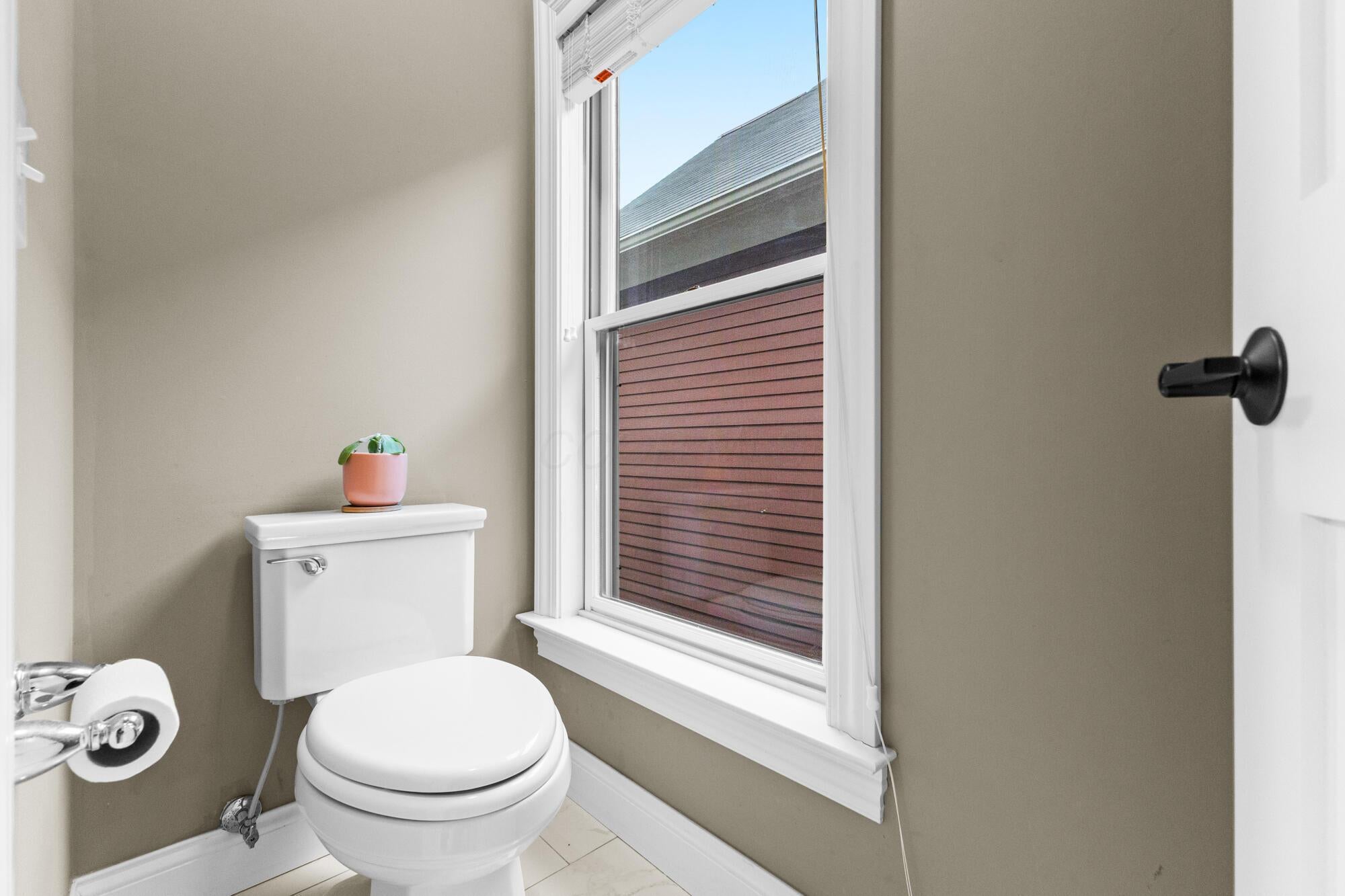 Columbus, Ohio, 43201, United States, 4 Bedrooms Bedrooms, ,4 BathroomsBathrooms,Residential,Active,2008741