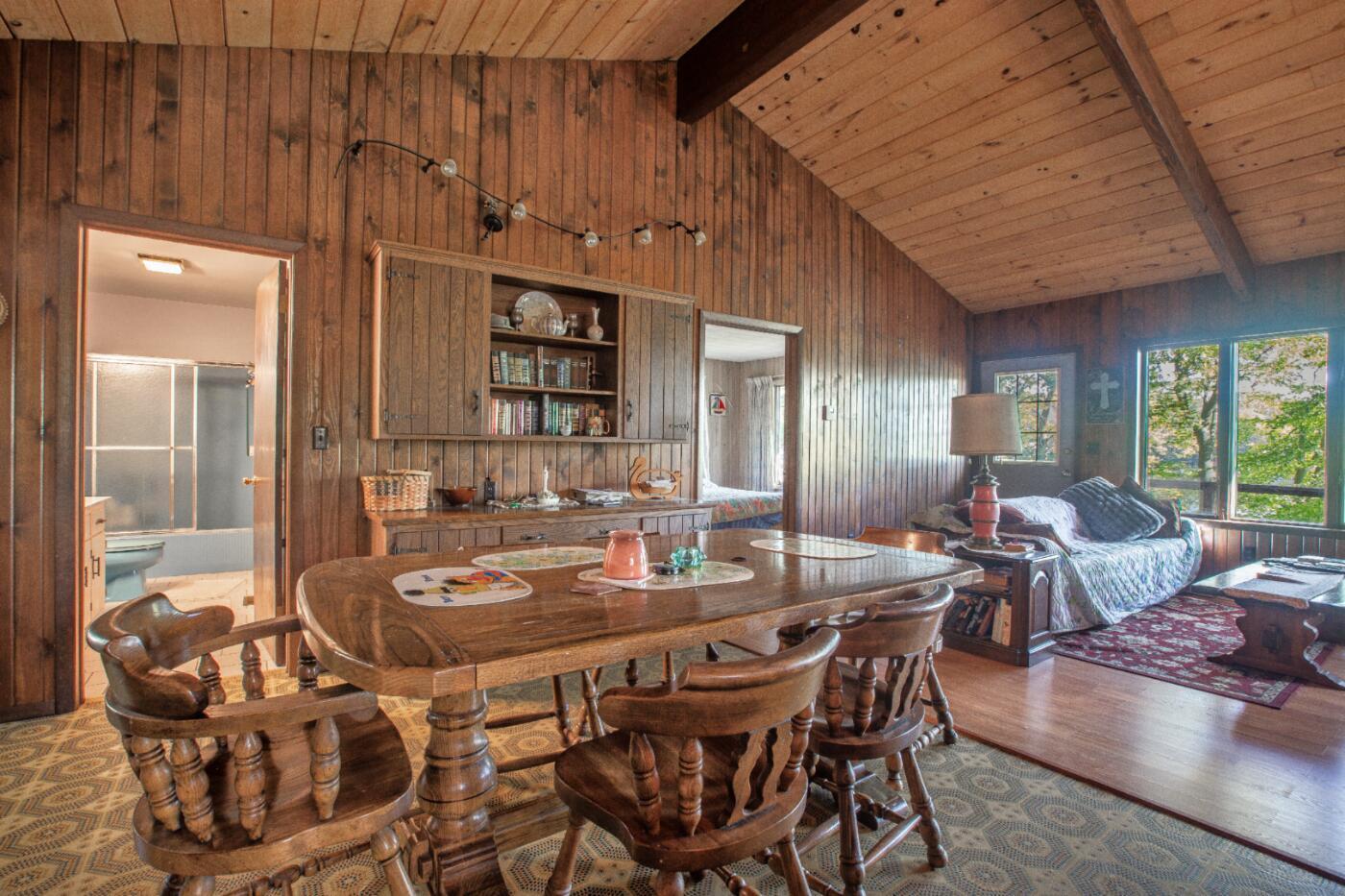 Howard, Ohio, 43028, United States, 4 Bedrooms Bedrooms, ,2 BathroomsBathrooms,Residential,Active,1963270