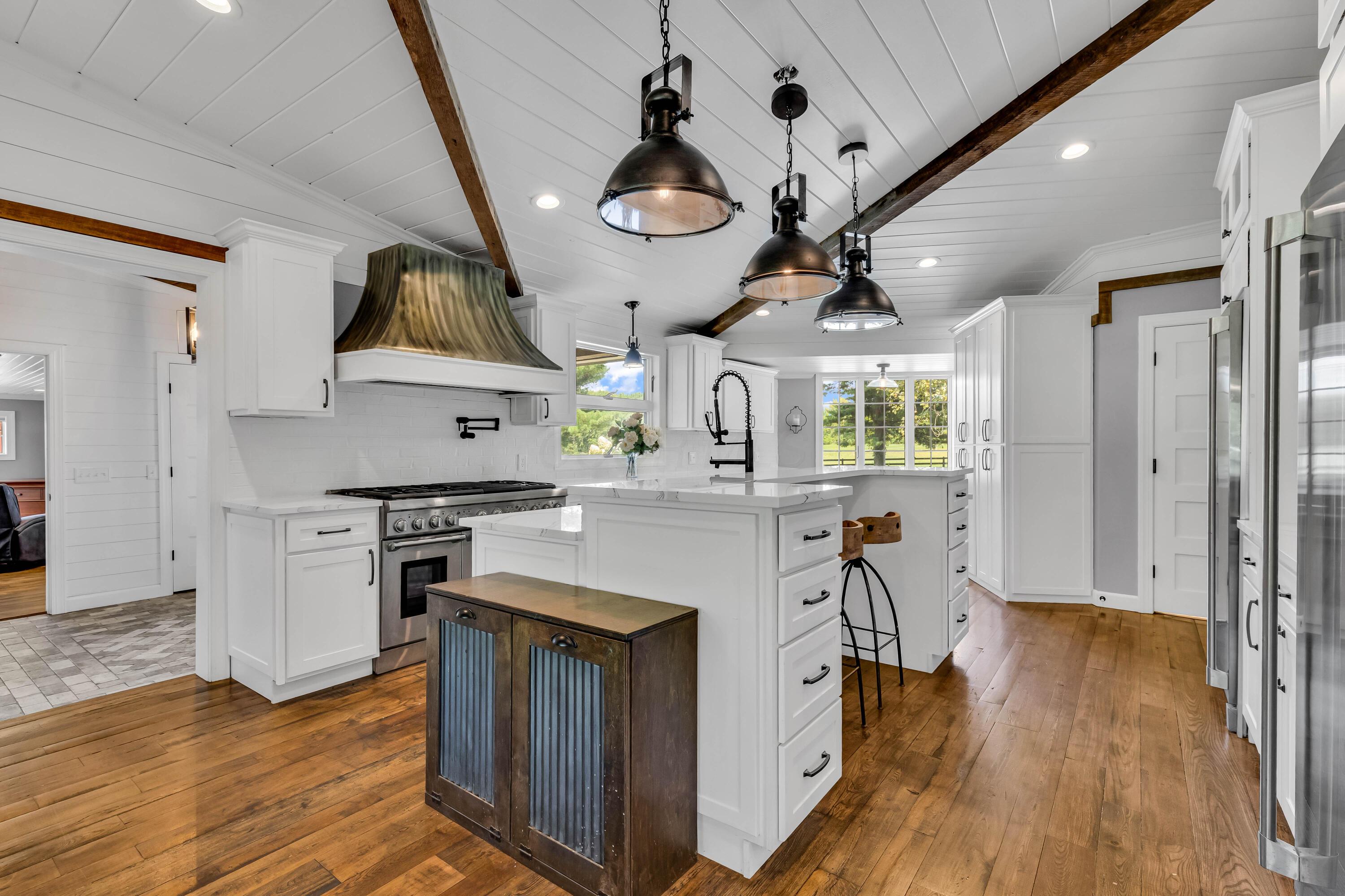 Centerburg, Ohio, 43011, United States, 5 Bedrooms Bedrooms, ,5 BathroomsBathrooms,Residential,Active,1934755