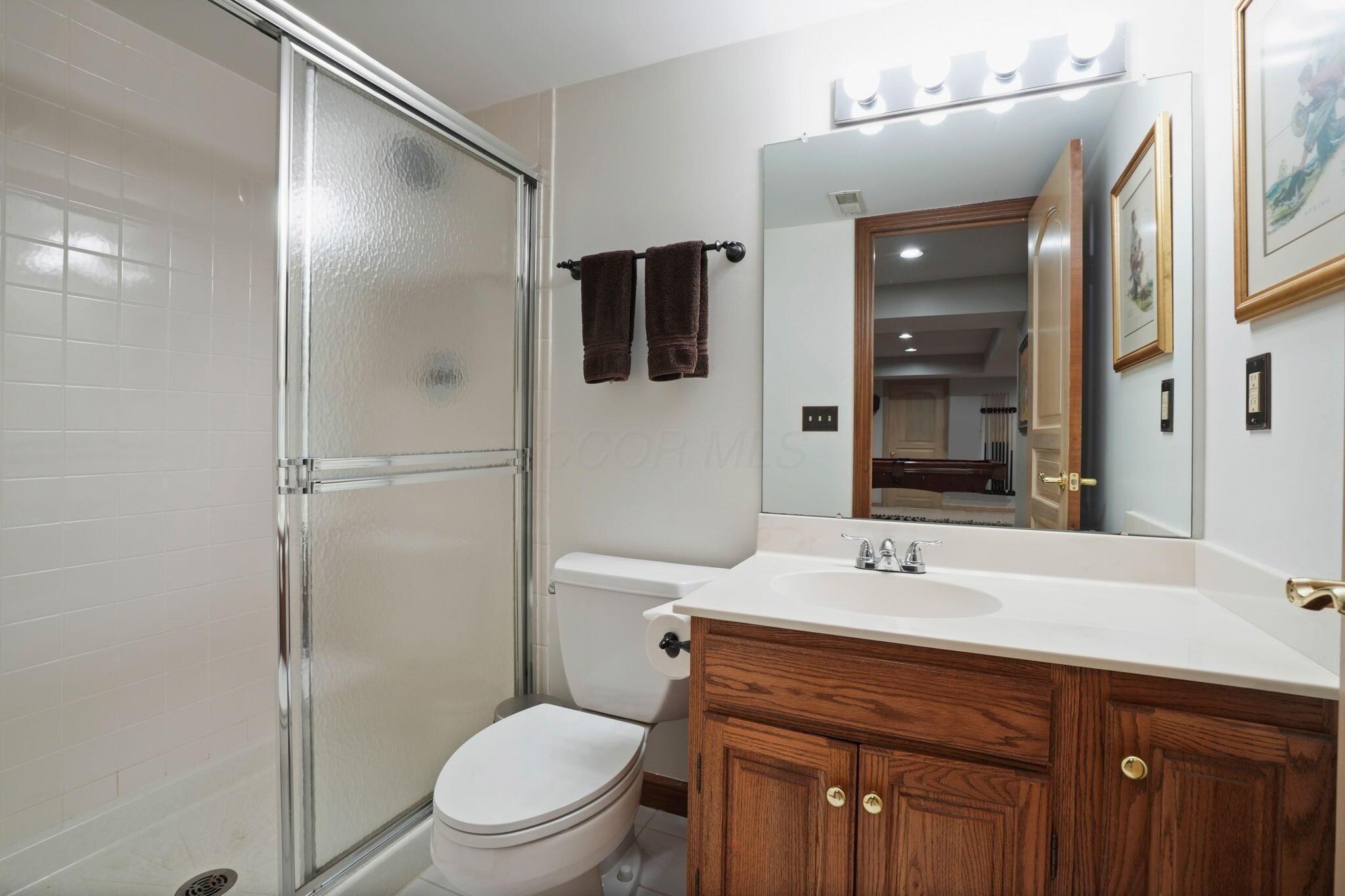 Powell, Ohio, 43065, United States, 5 Bedrooms Bedrooms, ,6 BathroomsBathrooms,Residential,Active,1989786