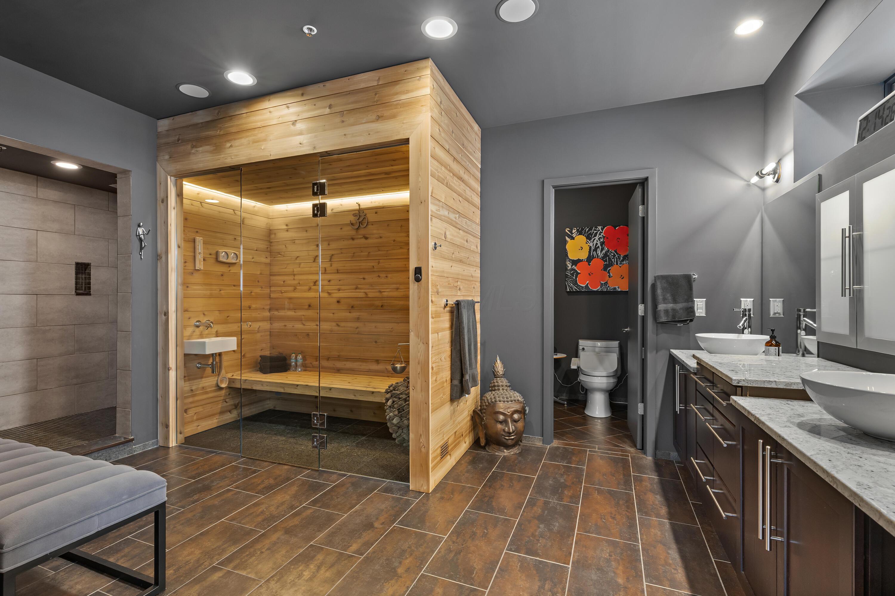 Columbus, Ohio, 43201, United States, 3 Bedrooms Bedrooms, ,5 BathroomsBathrooms,Residential,Active,1894778