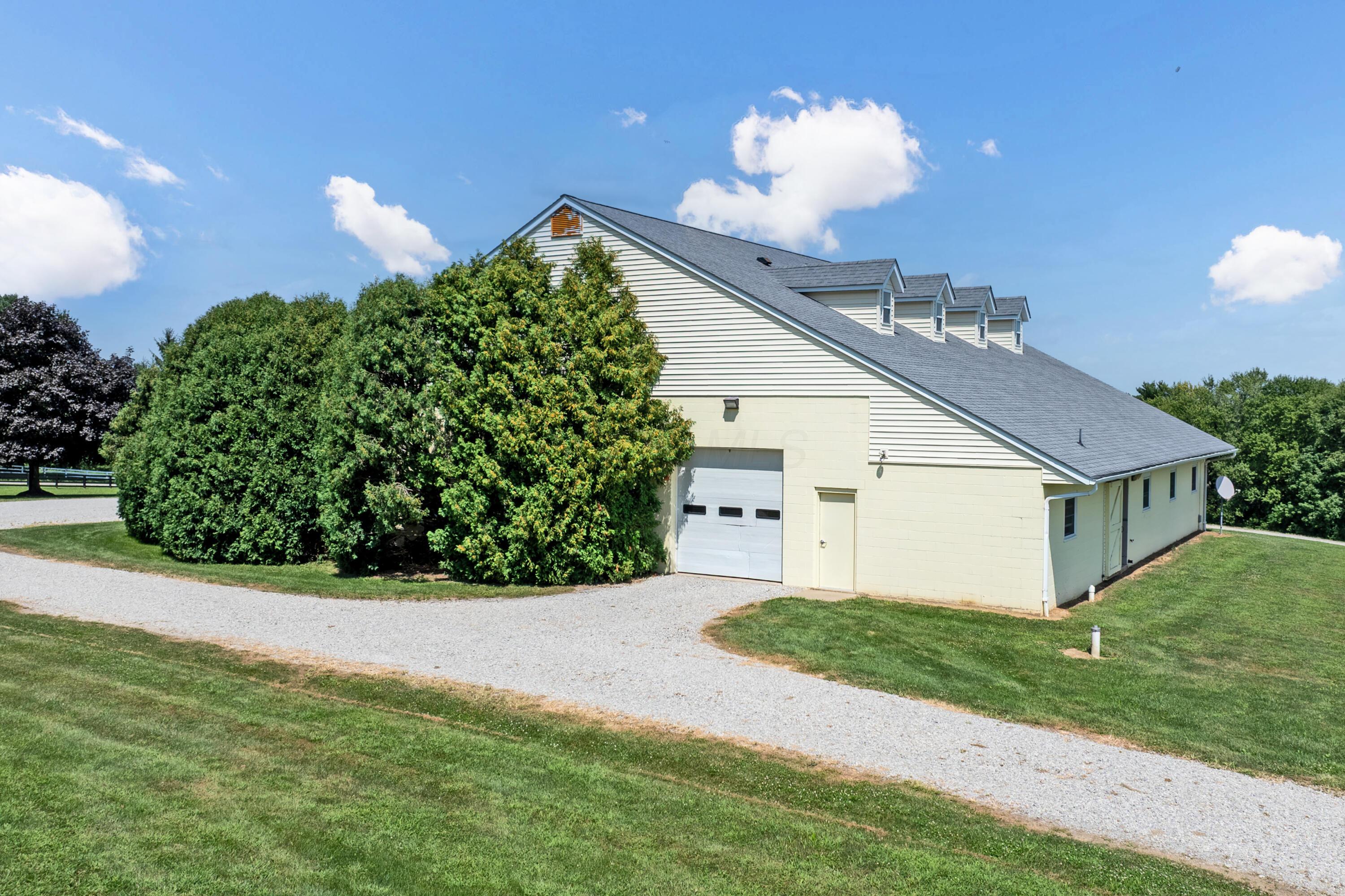 Lancaster, Ohio, 43130, United States, 4 Bedrooms Bedrooms, ,4 BathroomsBathrooms,Residential,Active,1910133