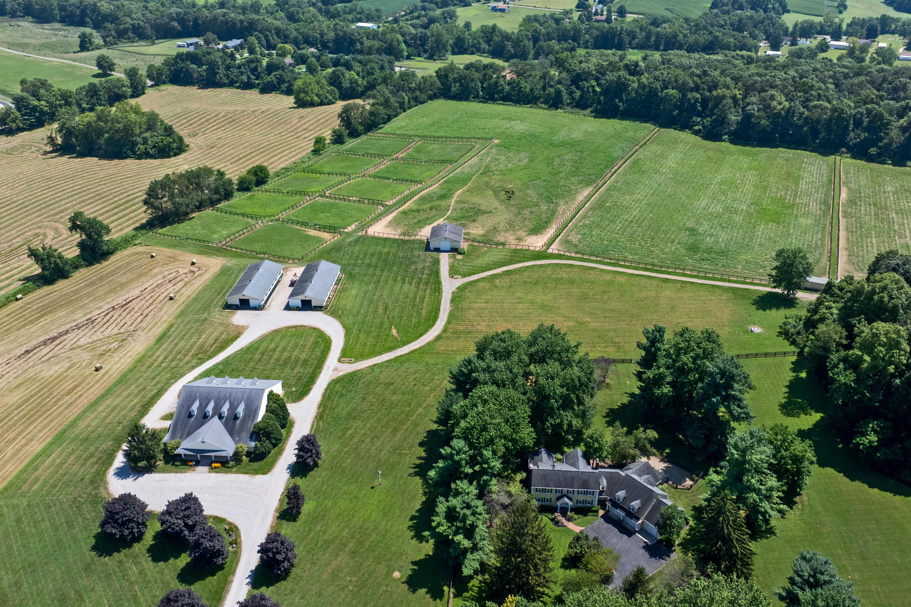 Lancaster, Ohio, 43130, United States, 4 Bedrooms Bedrooms, ,4 BathroomsBathrooms,Residential,Active,1910133