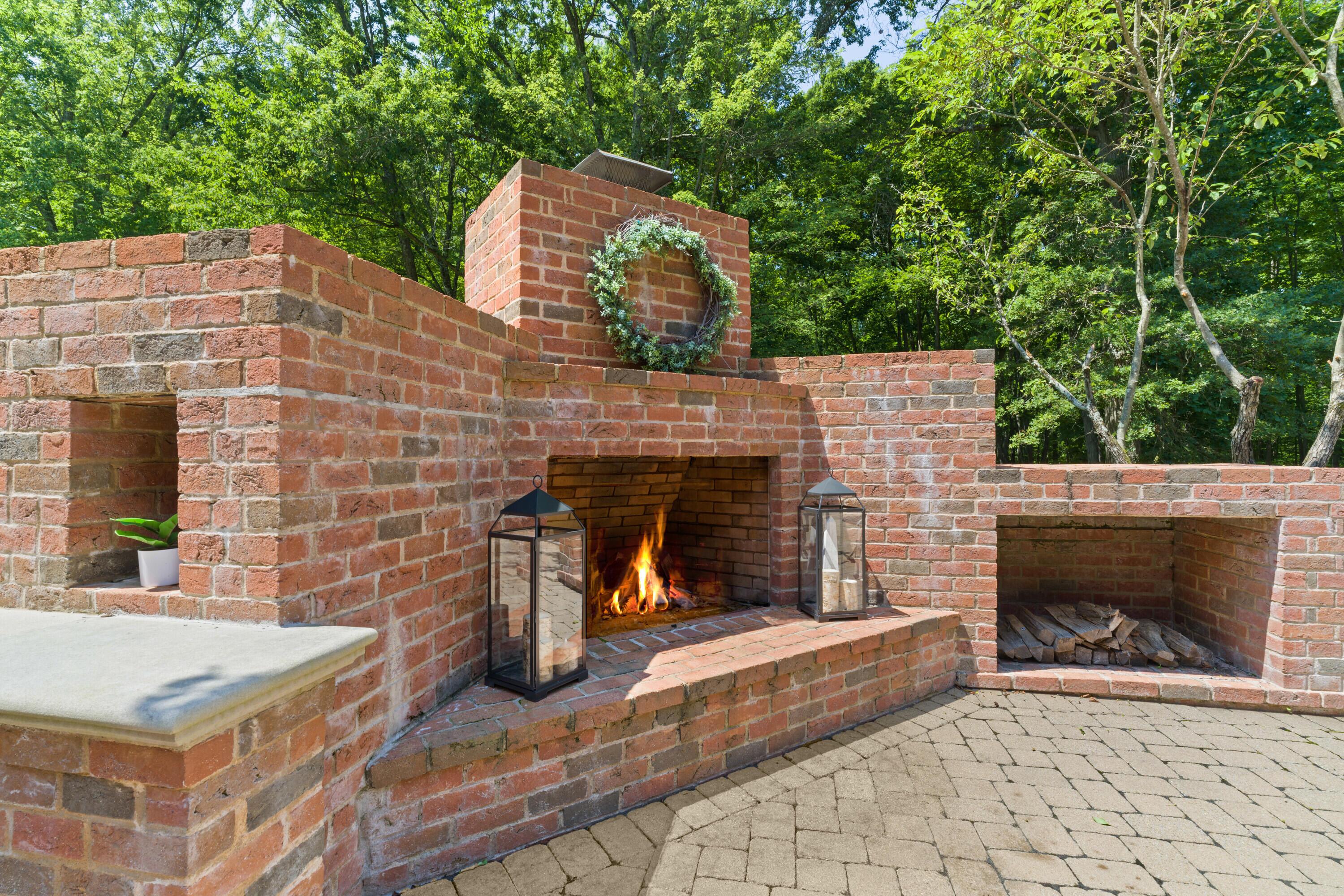 Sunbury, Ohio, 43074, United States, 5 Bedrooms Bedrooms, ,7 BathroomsBathrooms,Residential,Active,1912834