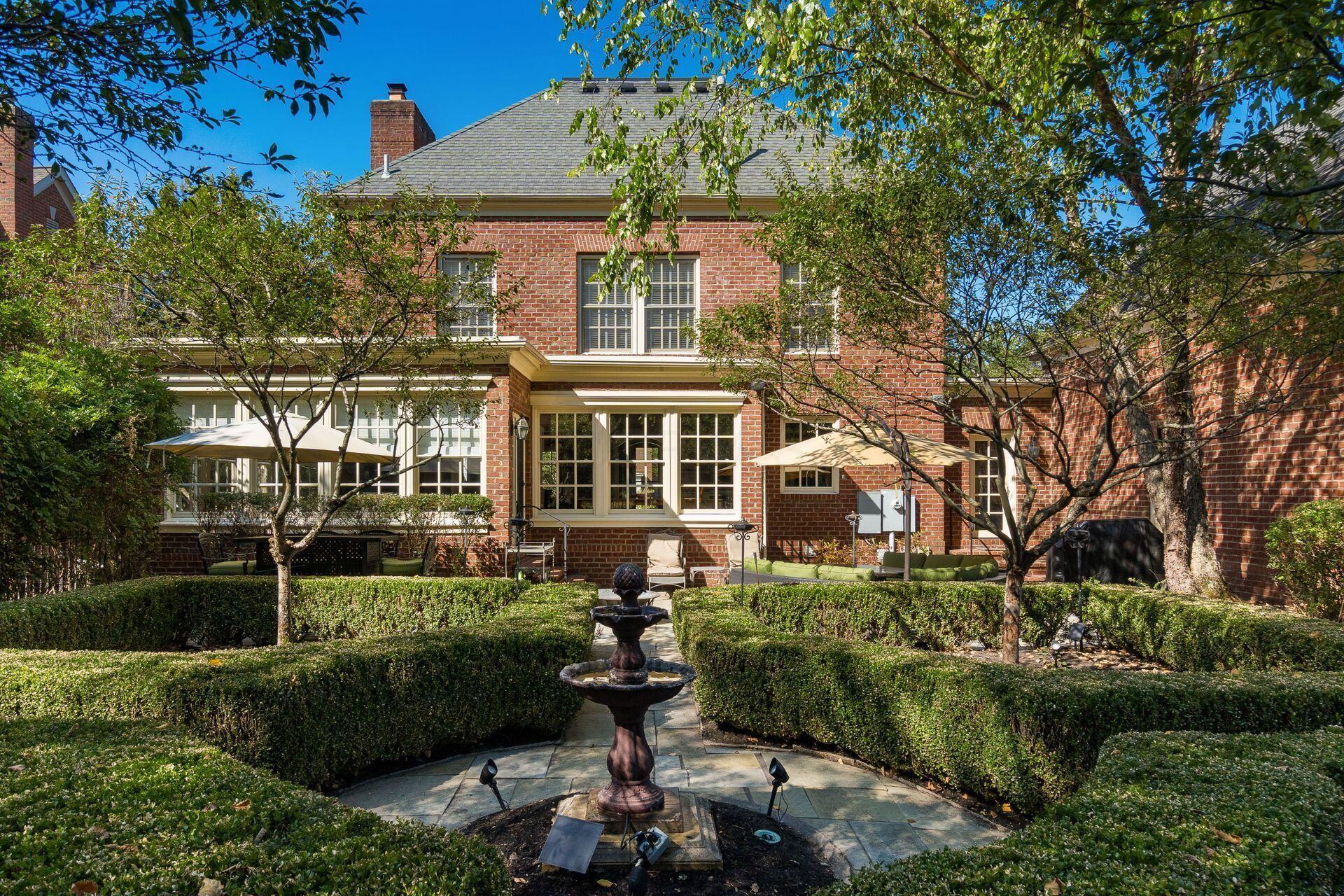 New Albany, Ohio, 43054, United States, 5 Bedrooms Bedrooms, ,6 BathroomsBathrooms,Residential,Active,1944097