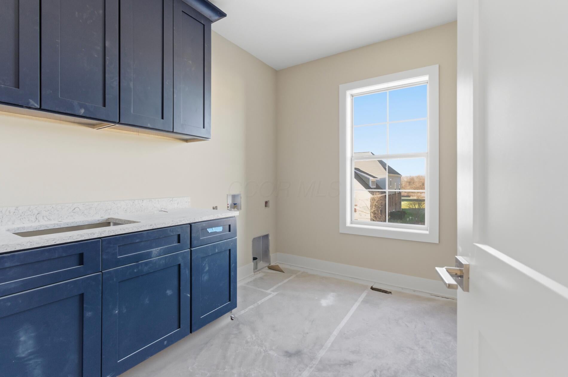 Dublin, Ohio, 43016, United States, 4 Bedrooms Bedrooms, ,5 BathroomsBathrooms,Residential,Active,1945857