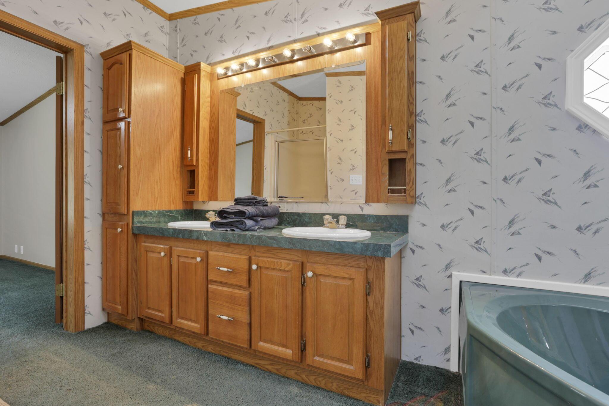 Logan, Ohio, 43138, United States, 3 Bedrooms Bedrooms, ,2 BathroomsBathrooms,Residential,Active,1990660